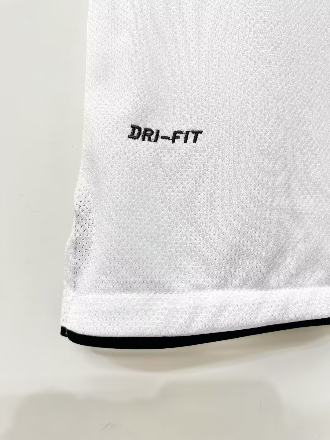 Manchester United Retro Jersey Away 2010/11