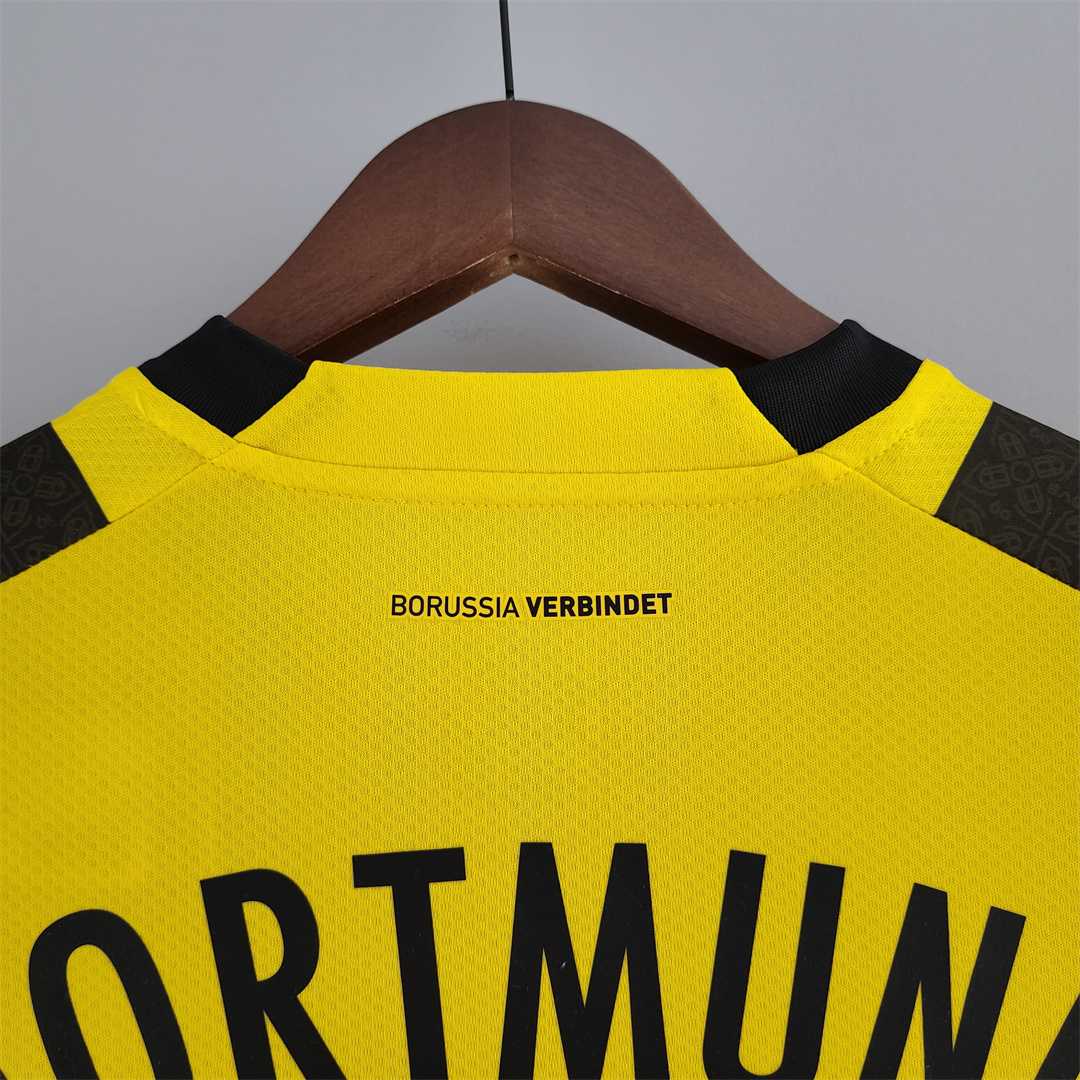 Borussia Dortmund Home Jersey Replica 2022/23