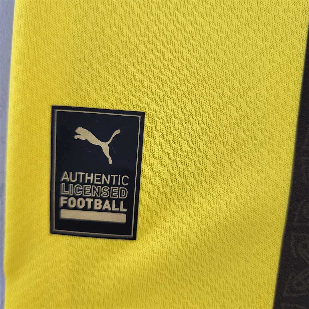 Borussia Dortmund Home Jersey Replica 2022/23