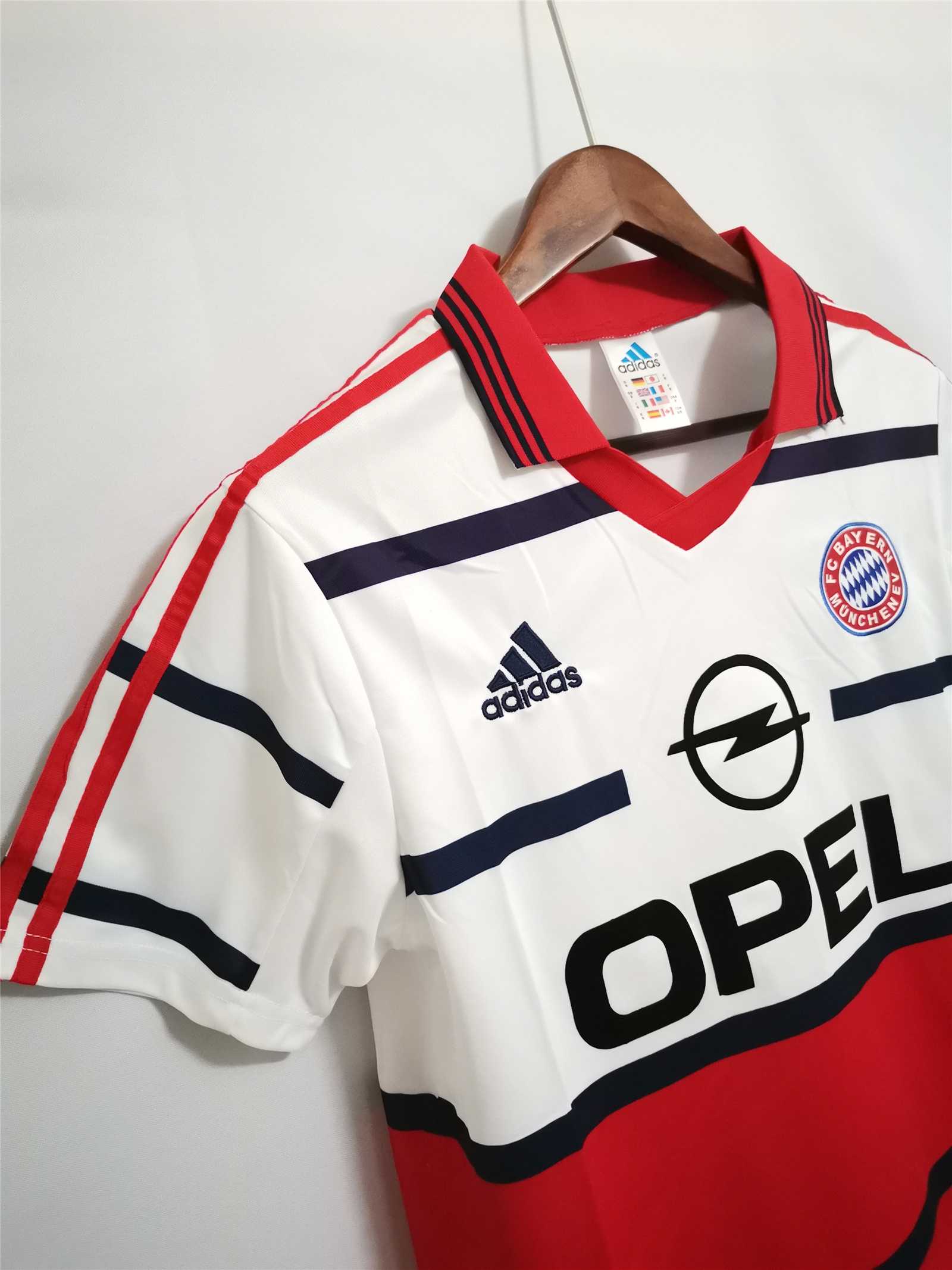 Bayern Munich Retro Jersey Away 1998/00