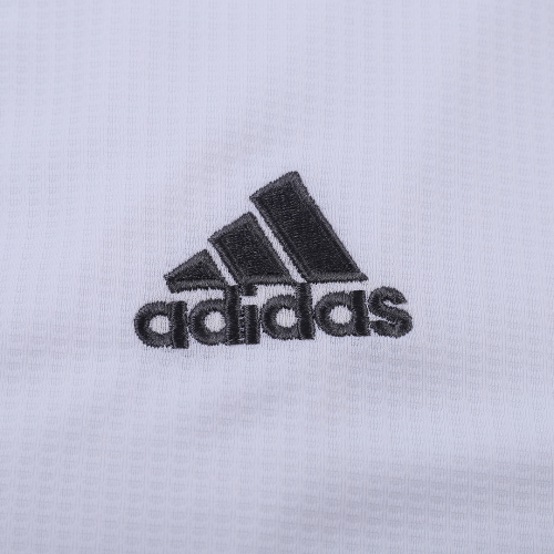 Real Madrid Retro Jersey Home 2015/16