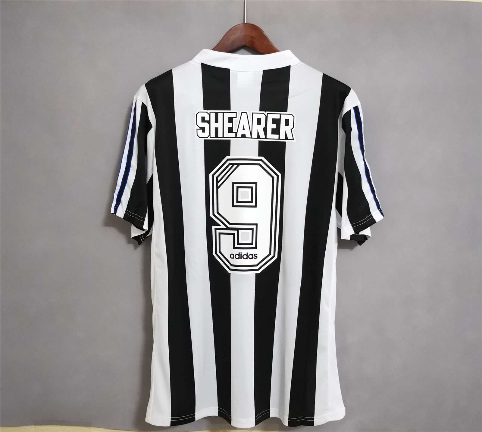 Newcastle Retro Jersey Home 1995/97