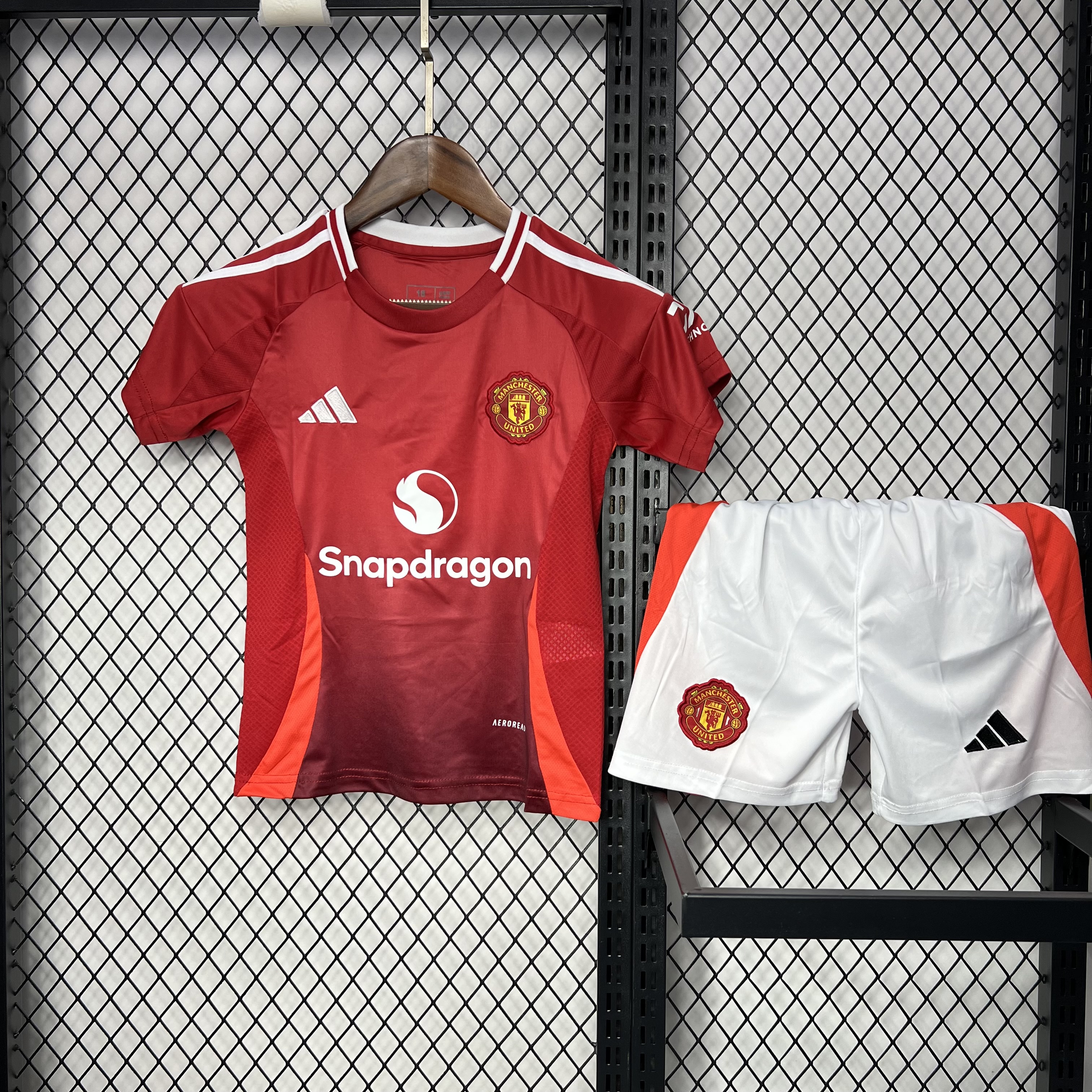 Kids Manchester United Home Kit(Jersey+Shorts) 2024/25