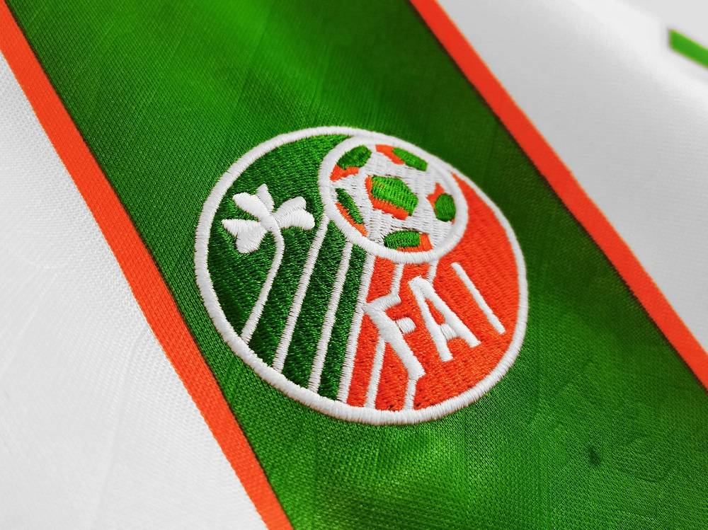 Ireland Retro Soccer Jersey Away Replica 1994