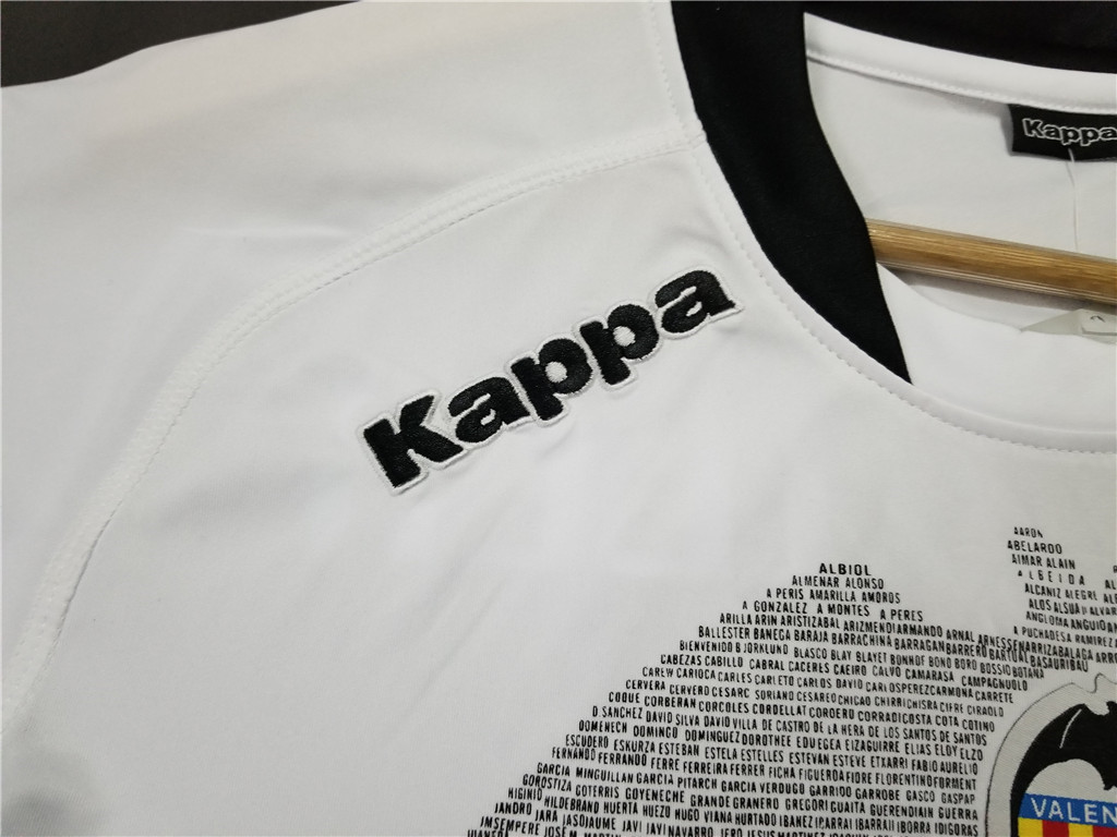 Valencia Retro Jersey Home 2009/10