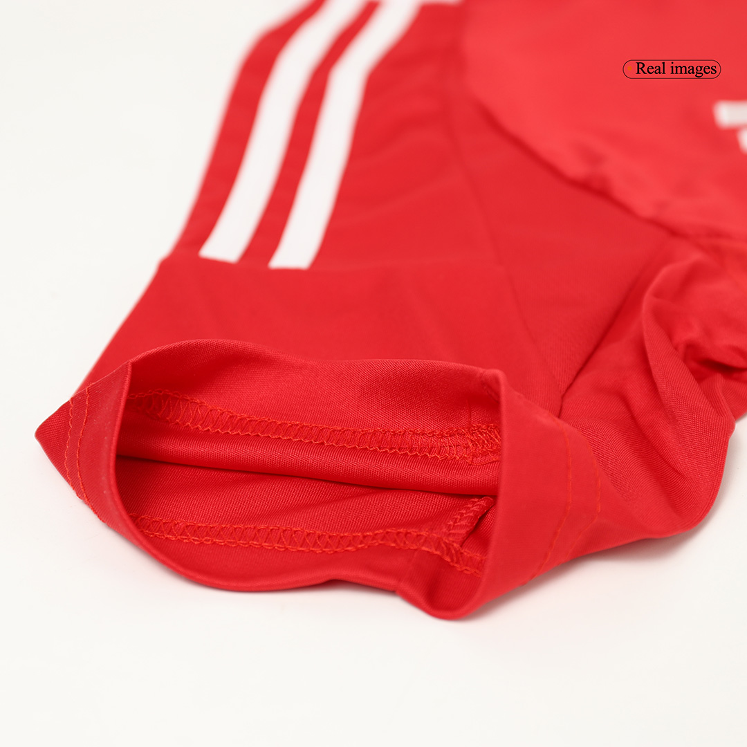 Manchester United Home Replica Jersey 2024/25