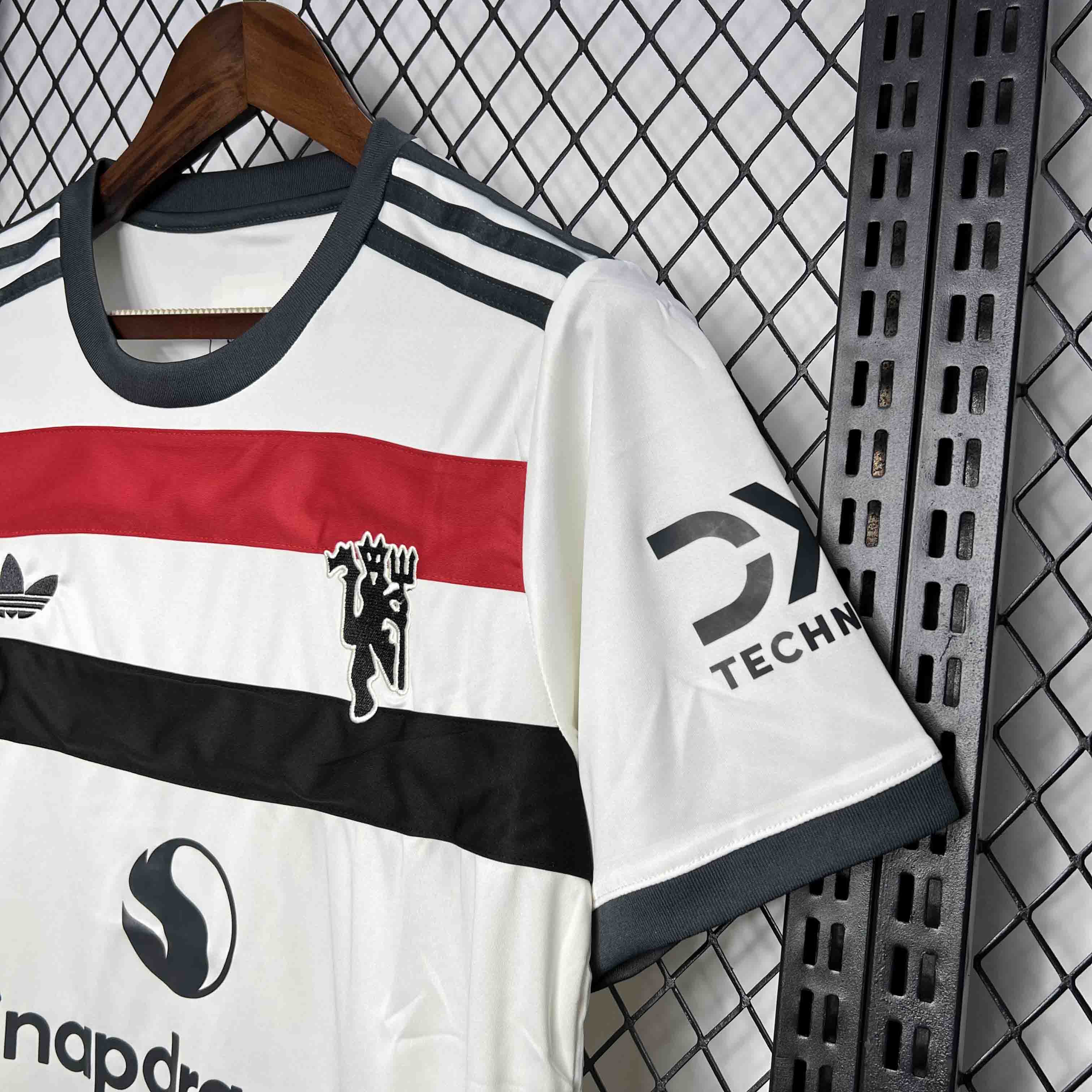 Manchester United Third Replica Jersey 2024/25