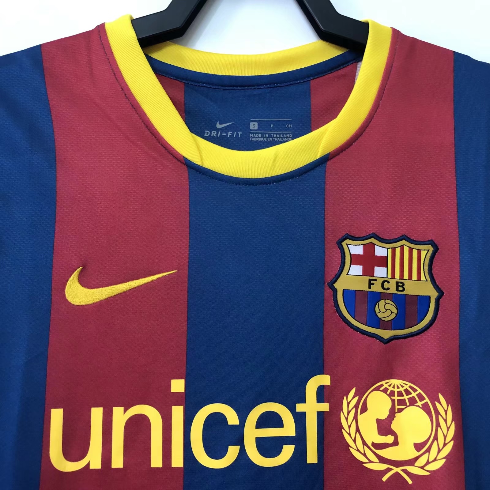 Barcelona Retro Jersey Home 2010/11