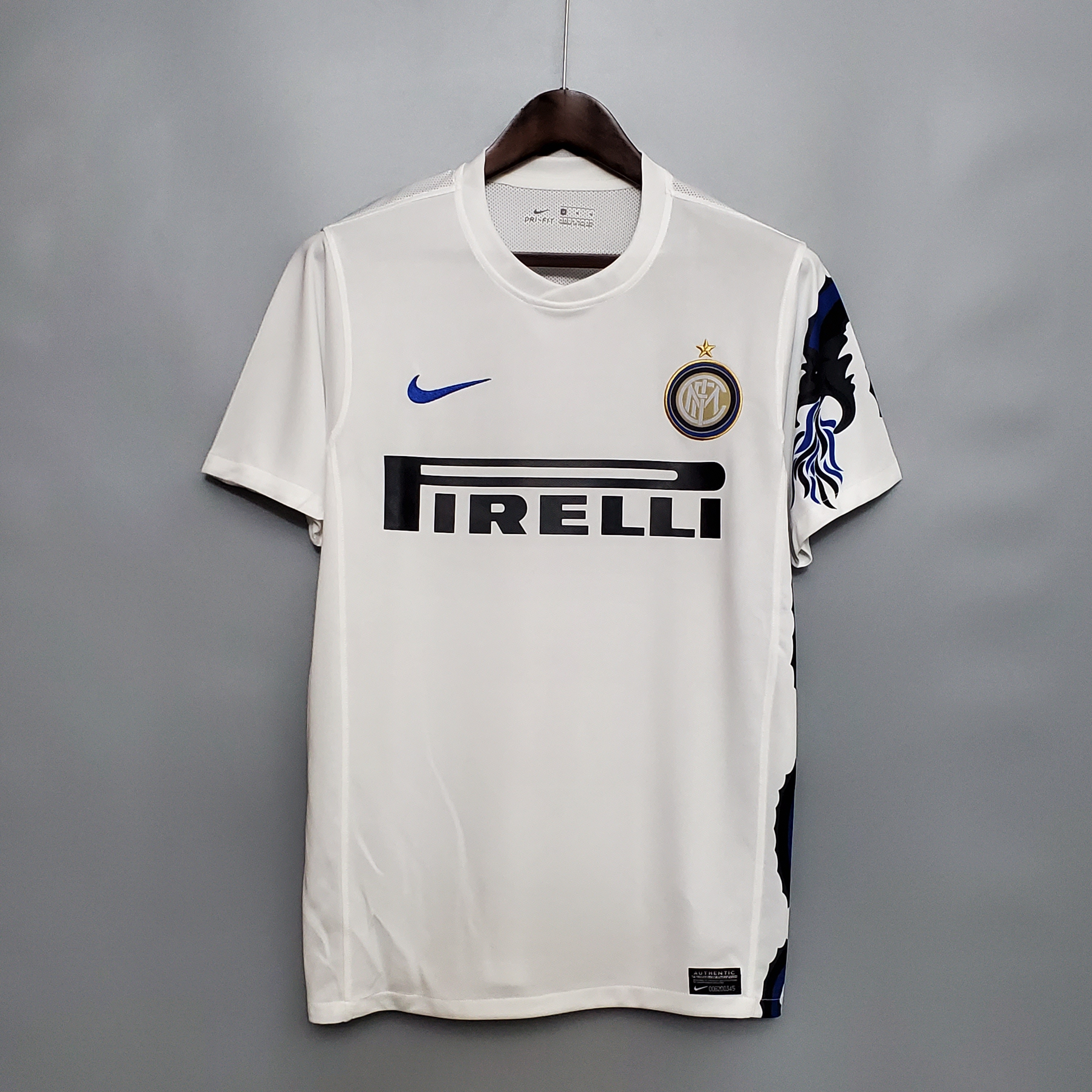 Inter Milan Retro Jersey Away 2010/11