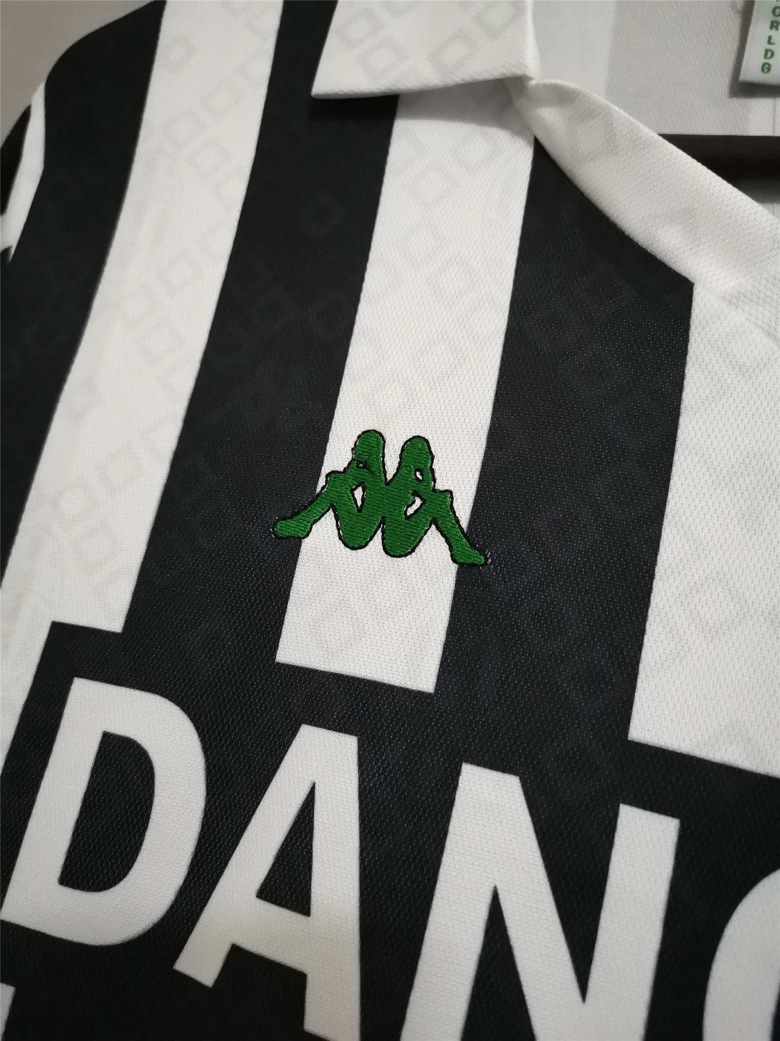 Juventus Retro Jersey Home 1992/94