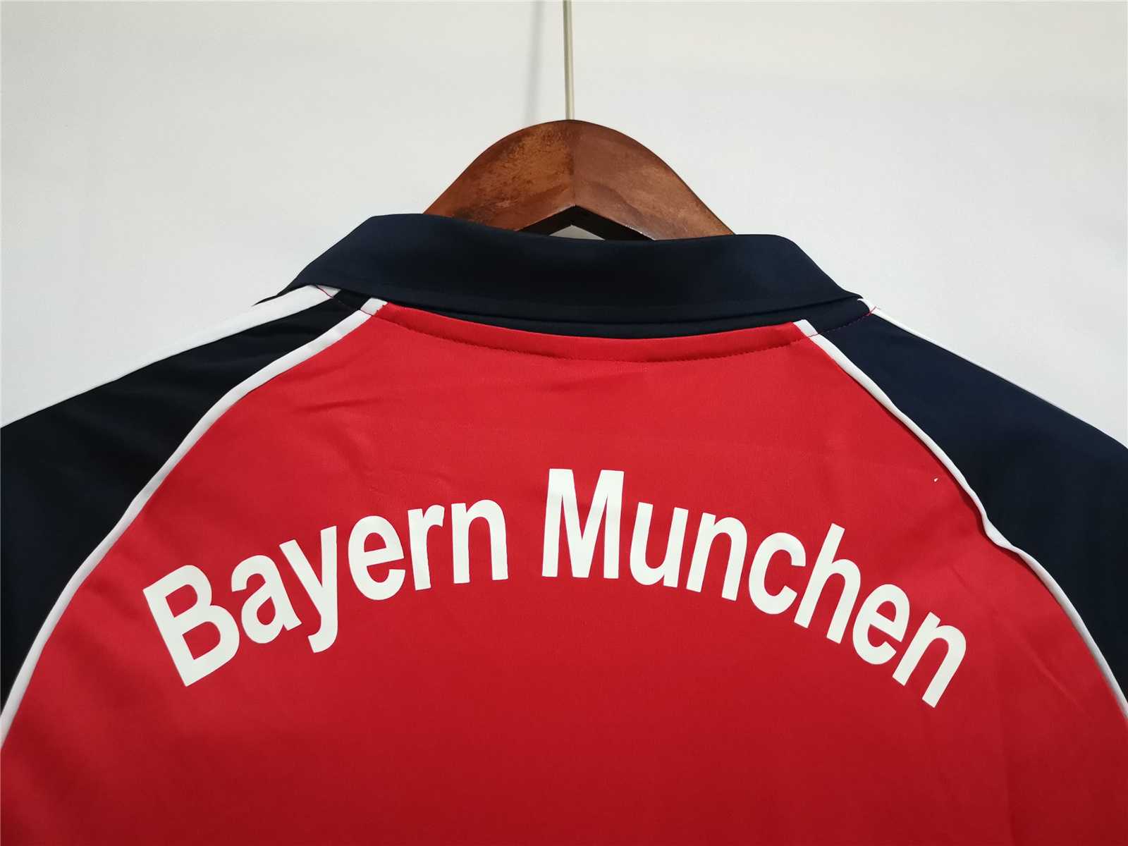 Bayern Munich Retro Jersey Home 1999/01