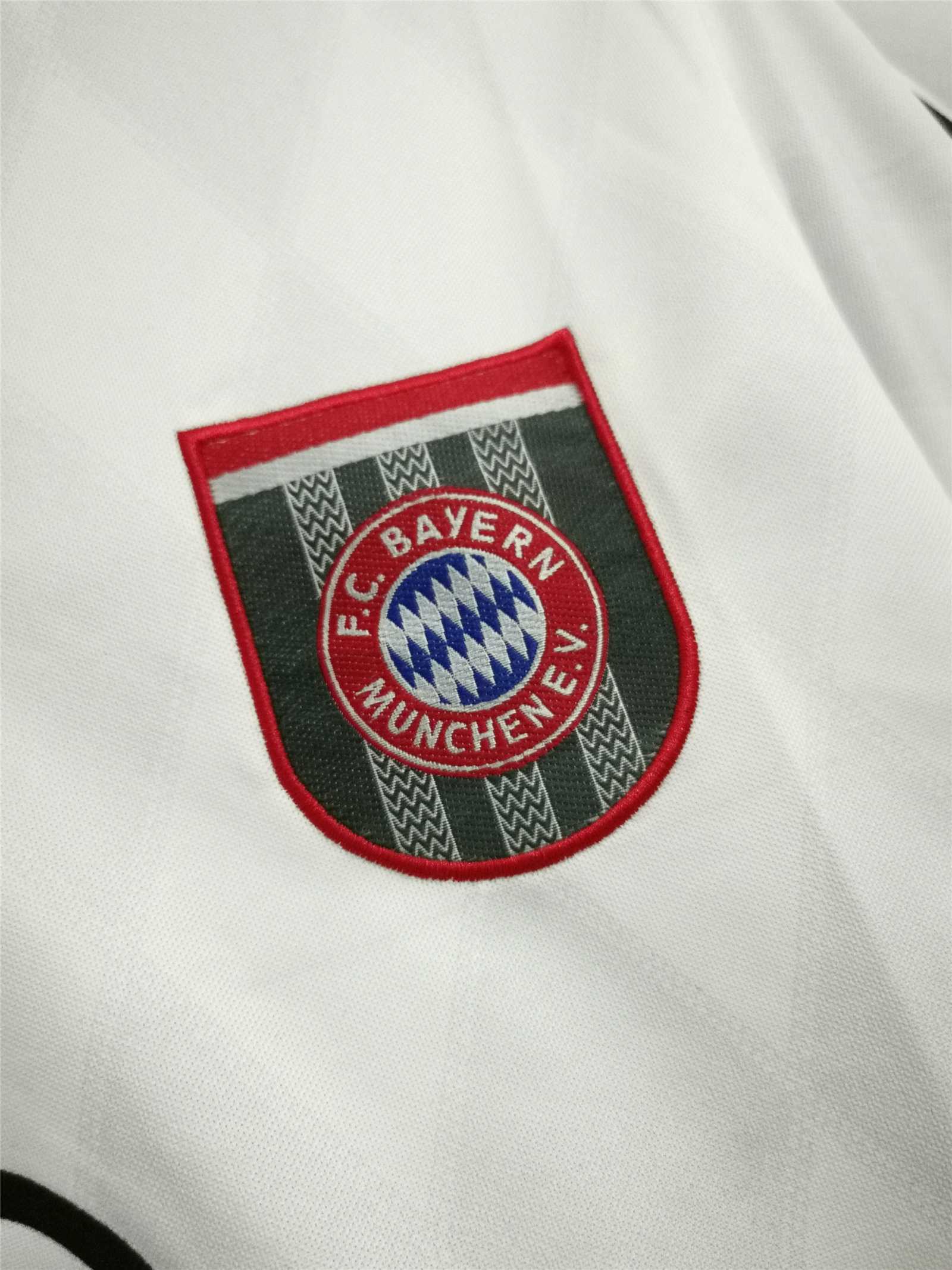 Bayern Munich Retro Jersey Away 1995/96
