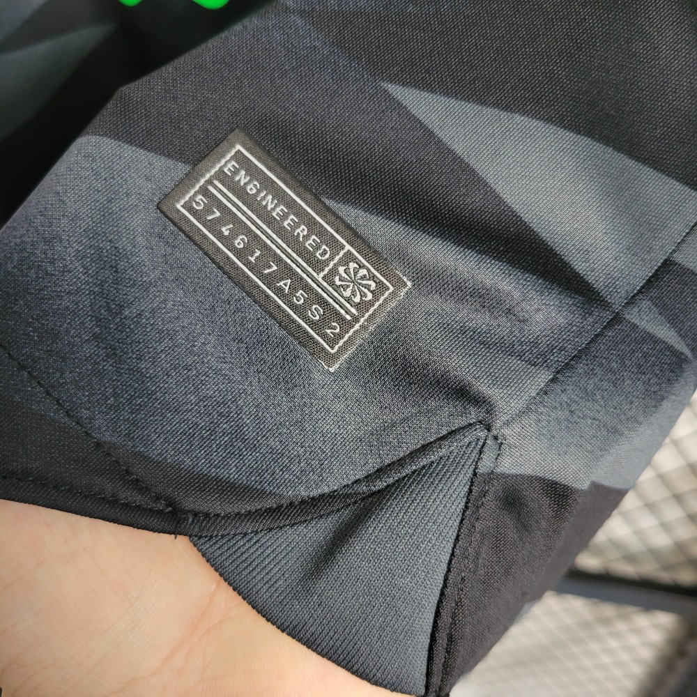 Liverpool Goalkeeper Jersey 2023/24