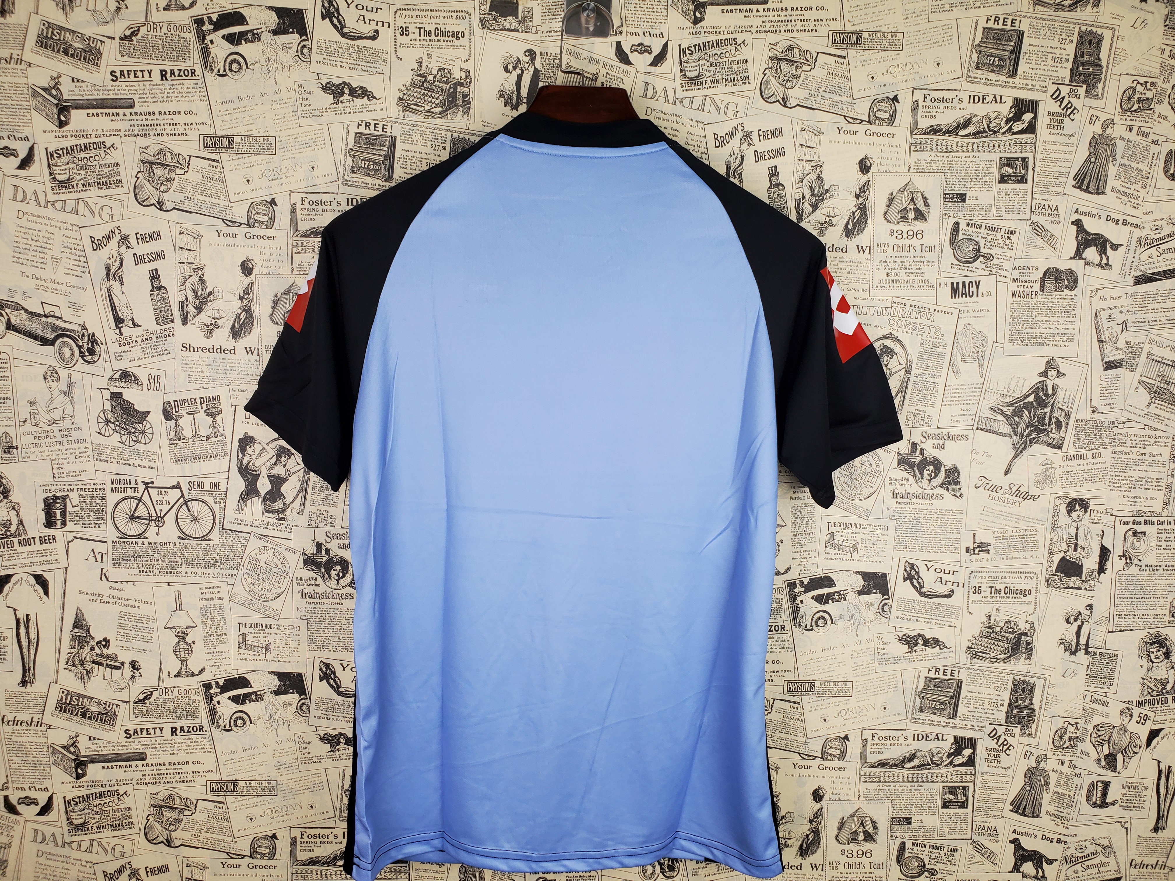 Juventus Retro Jersey Goalkeeper Grey 2002/03