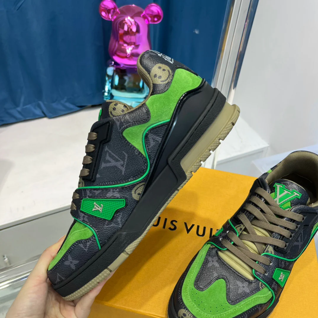 Green black, Grey black, Grey green, Black and Grey Shoes