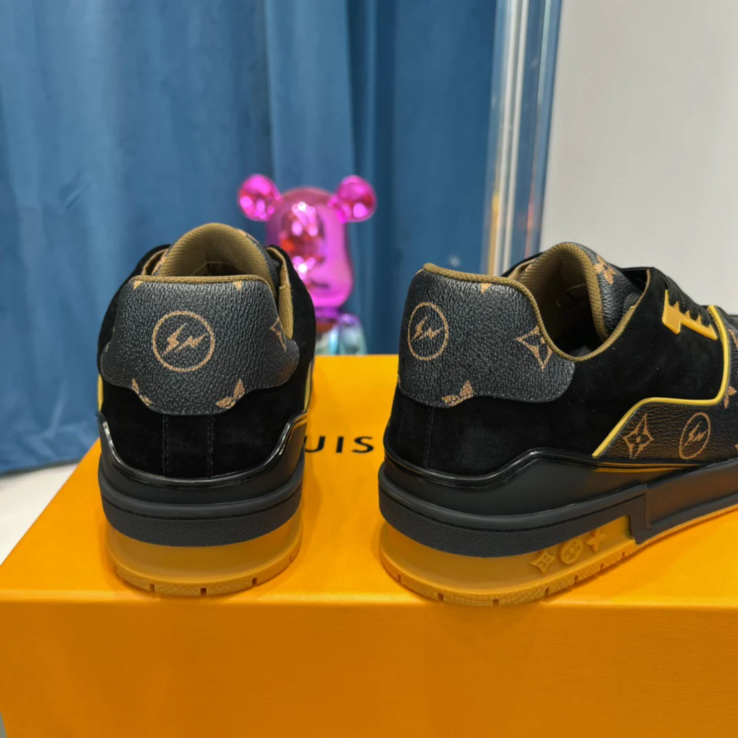 Green black, Grey black, Grey green, Black and Grey Shoes