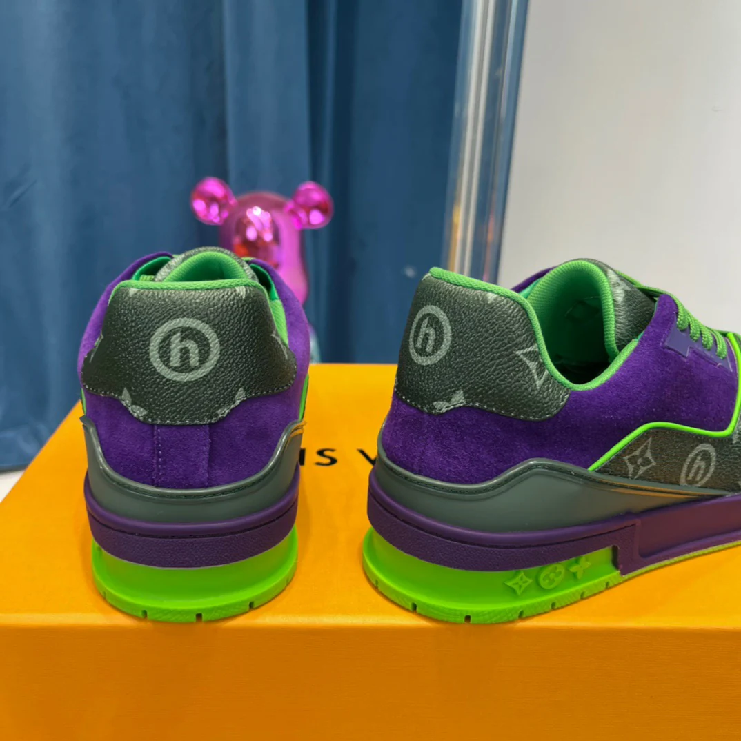 Green black, Grey black, Grey green, Black and Grey Shoes