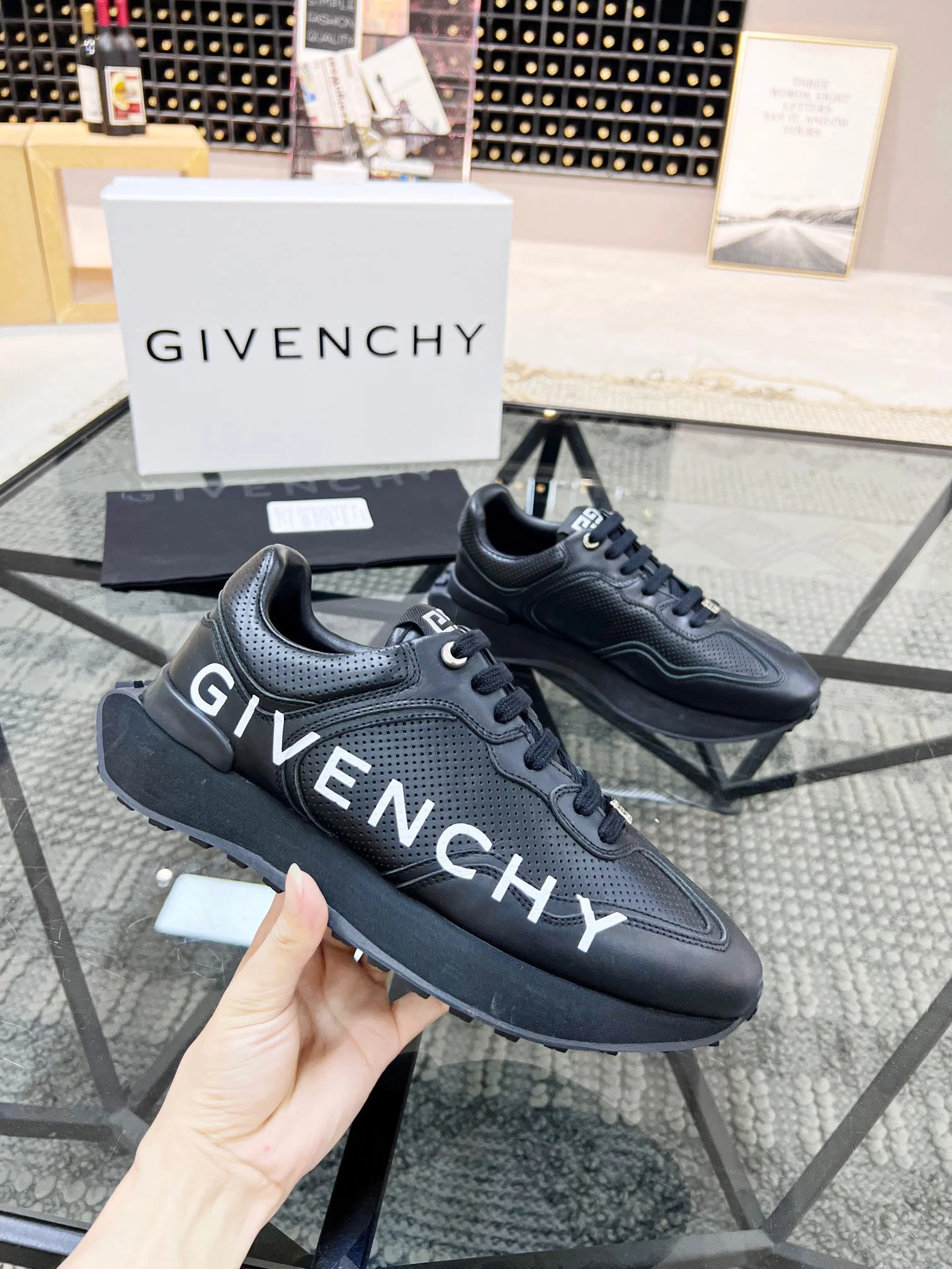 Black and white Shoes