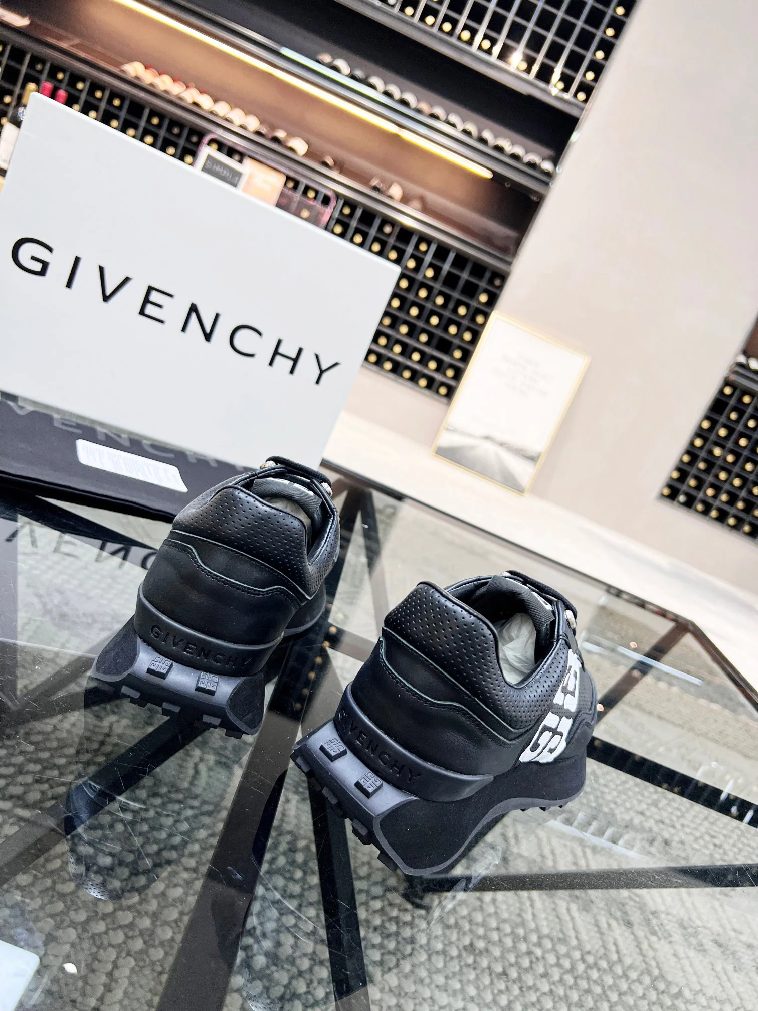 Black and white Shoes