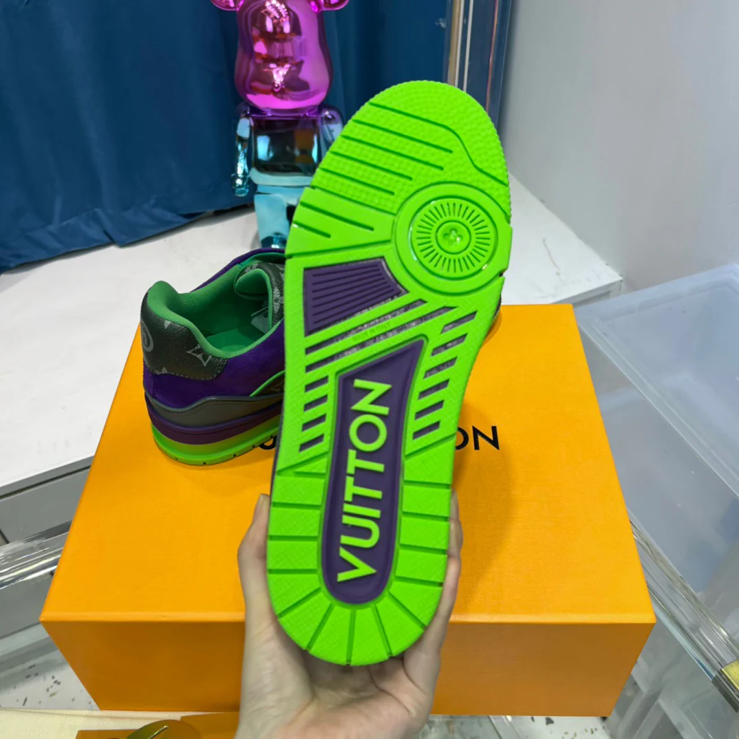 Green black, Grey black, Grey green, Black and Grey Shoes