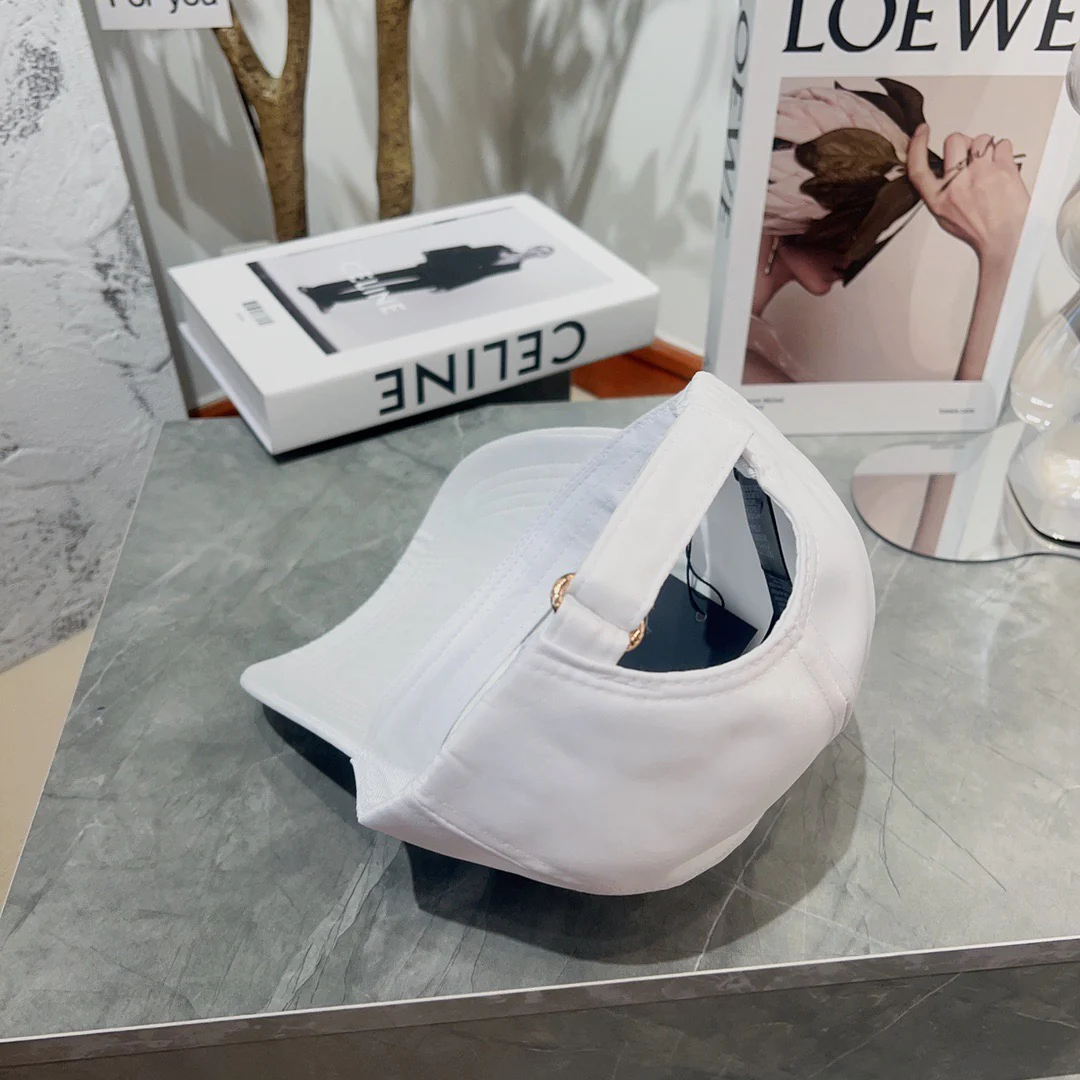 Blue, brown, white and black Caps