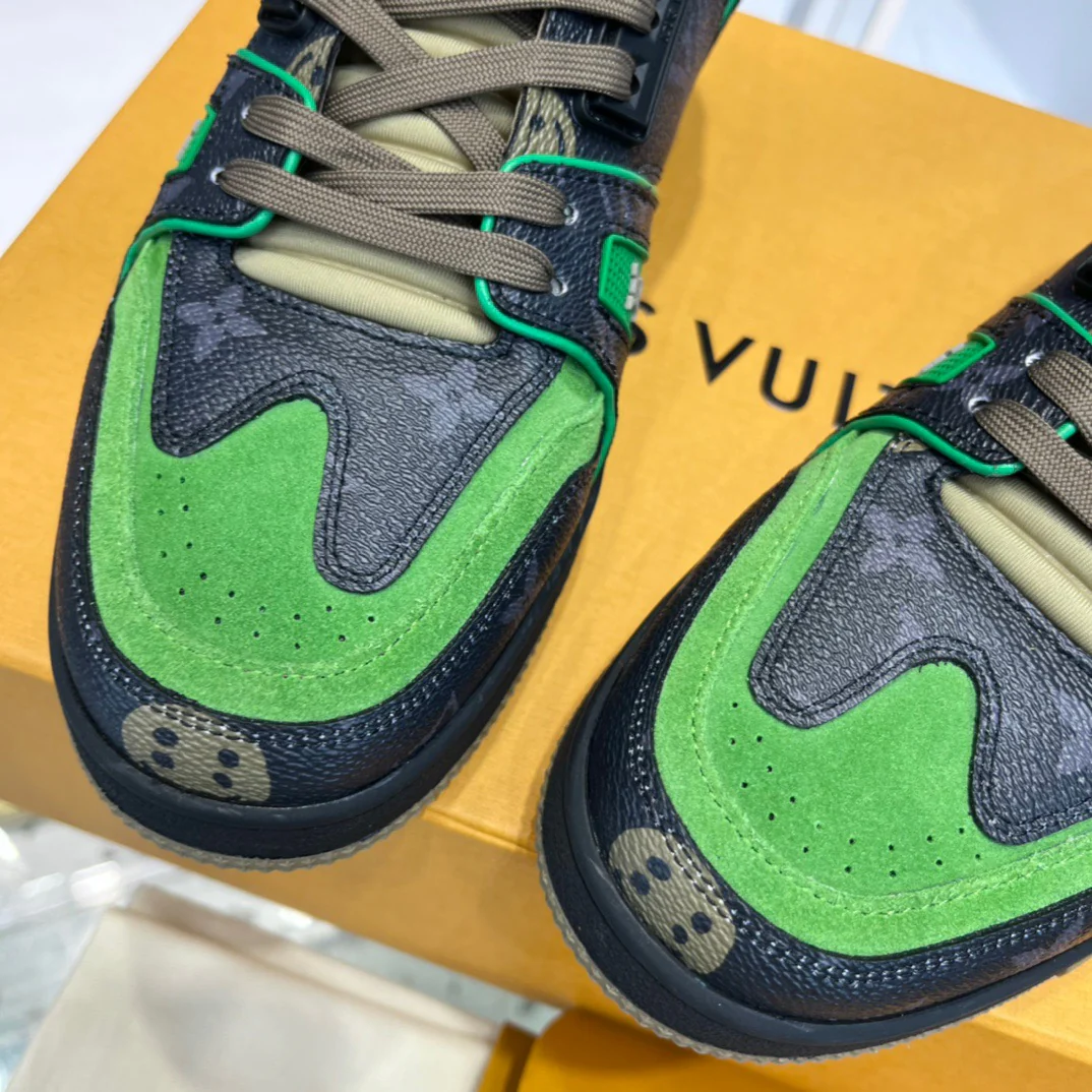 Green black, Grey black, Grey green, Black and Grey Shoes