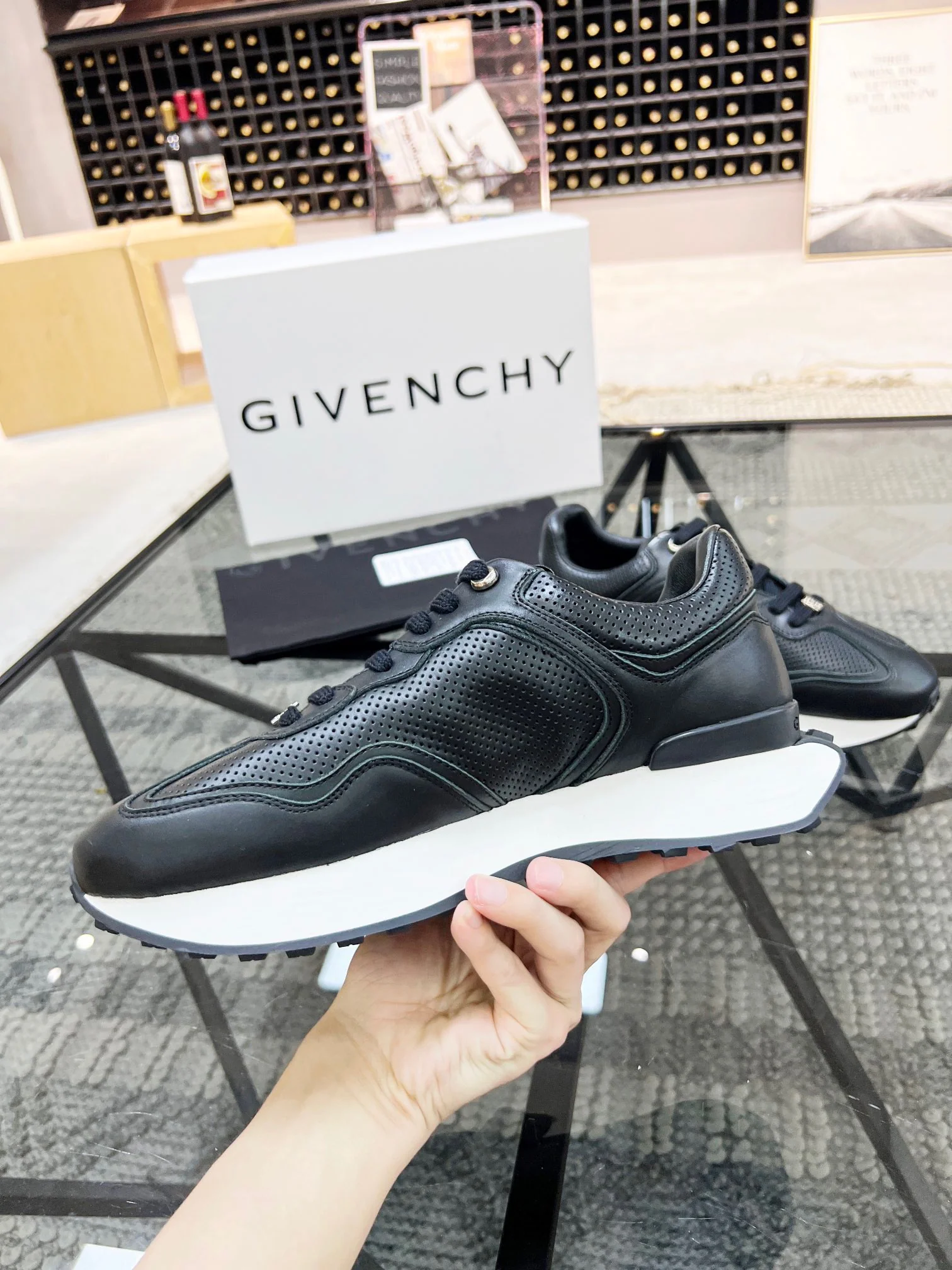 Black and white Shoes