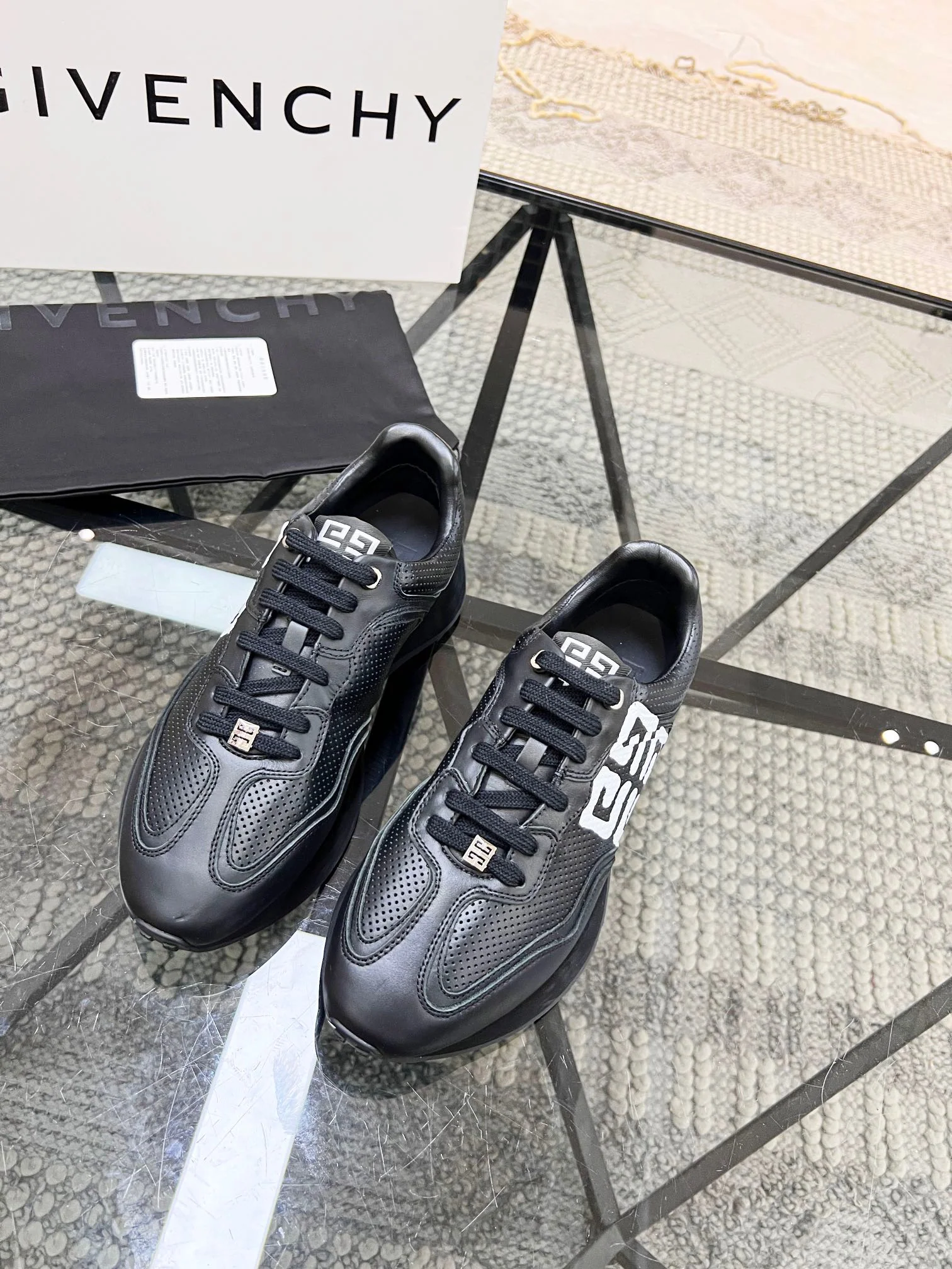 Black and white Shoes