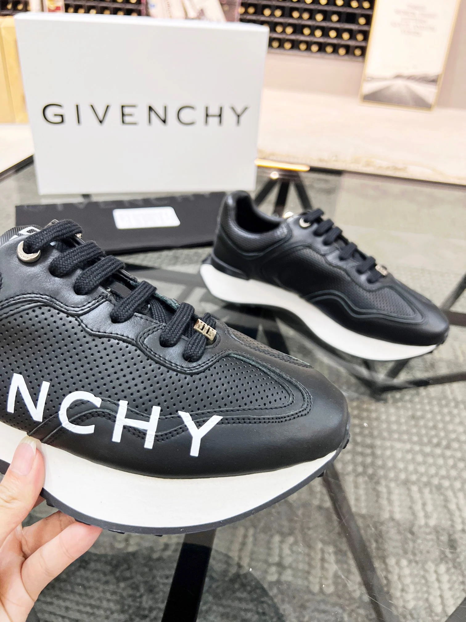 Black and white Shoes