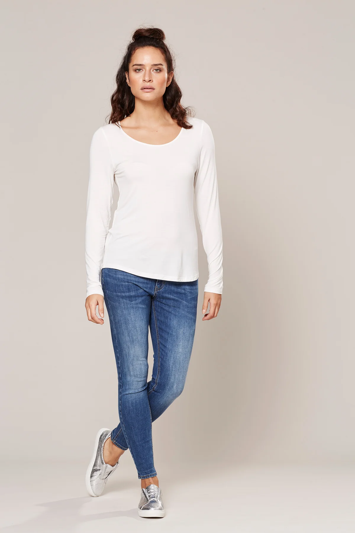 Isle Of Mine Basic Long Sleeve White