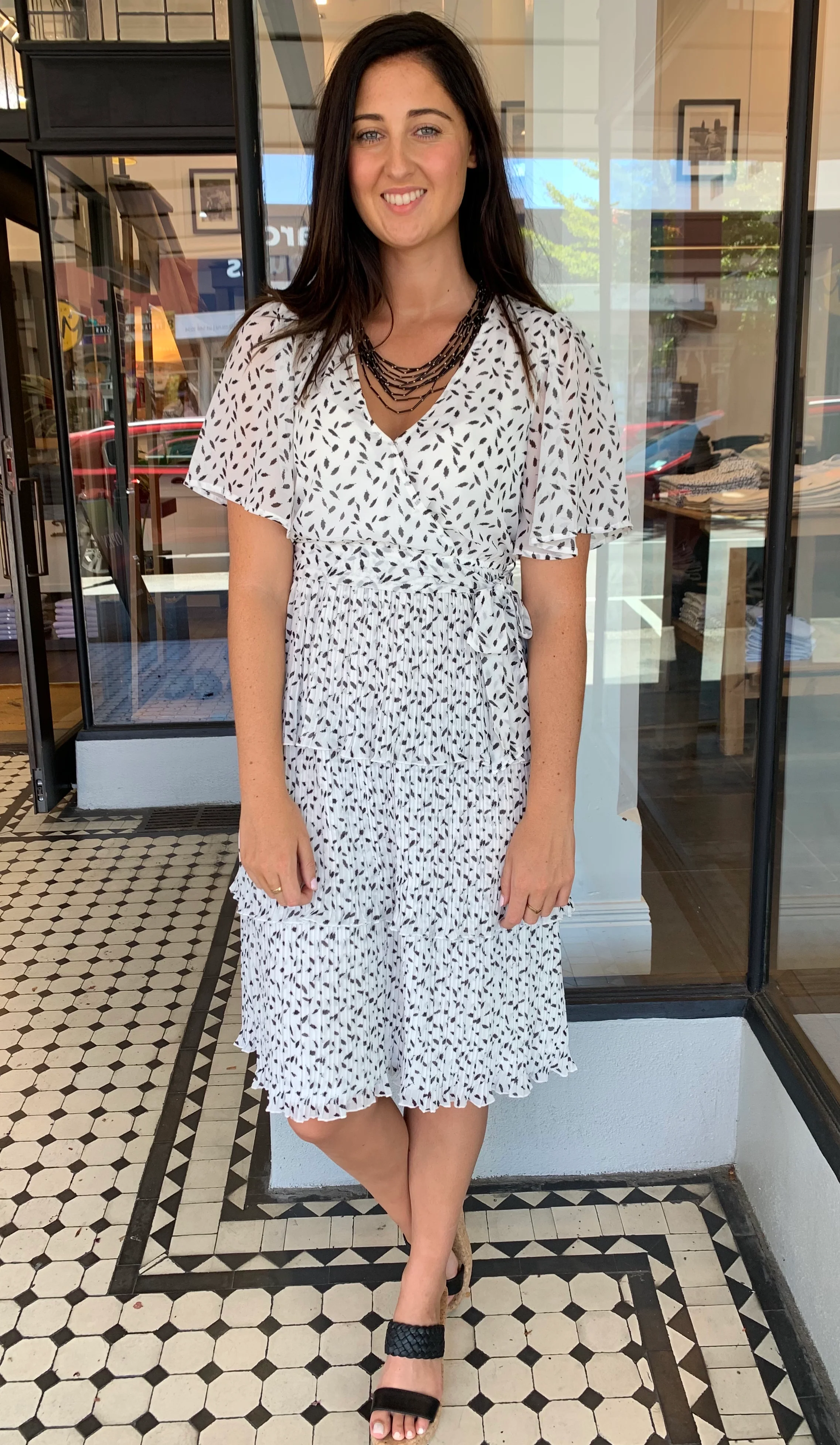 Tiered Feather Print Pleated Dress