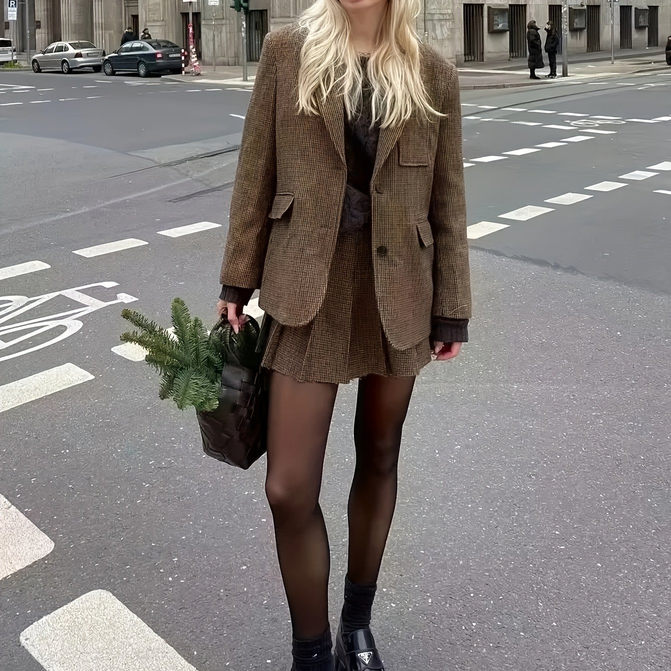 Stylish Single Breasted Lapel Blazer - Elegant Long Sleeve, Casual Work Office Outerwear for Women, Versatile Clothing for Daily Life, Business Meetings, and Special Occasions - High-Quality Fabric, Classic Design, and Comfortable Fit