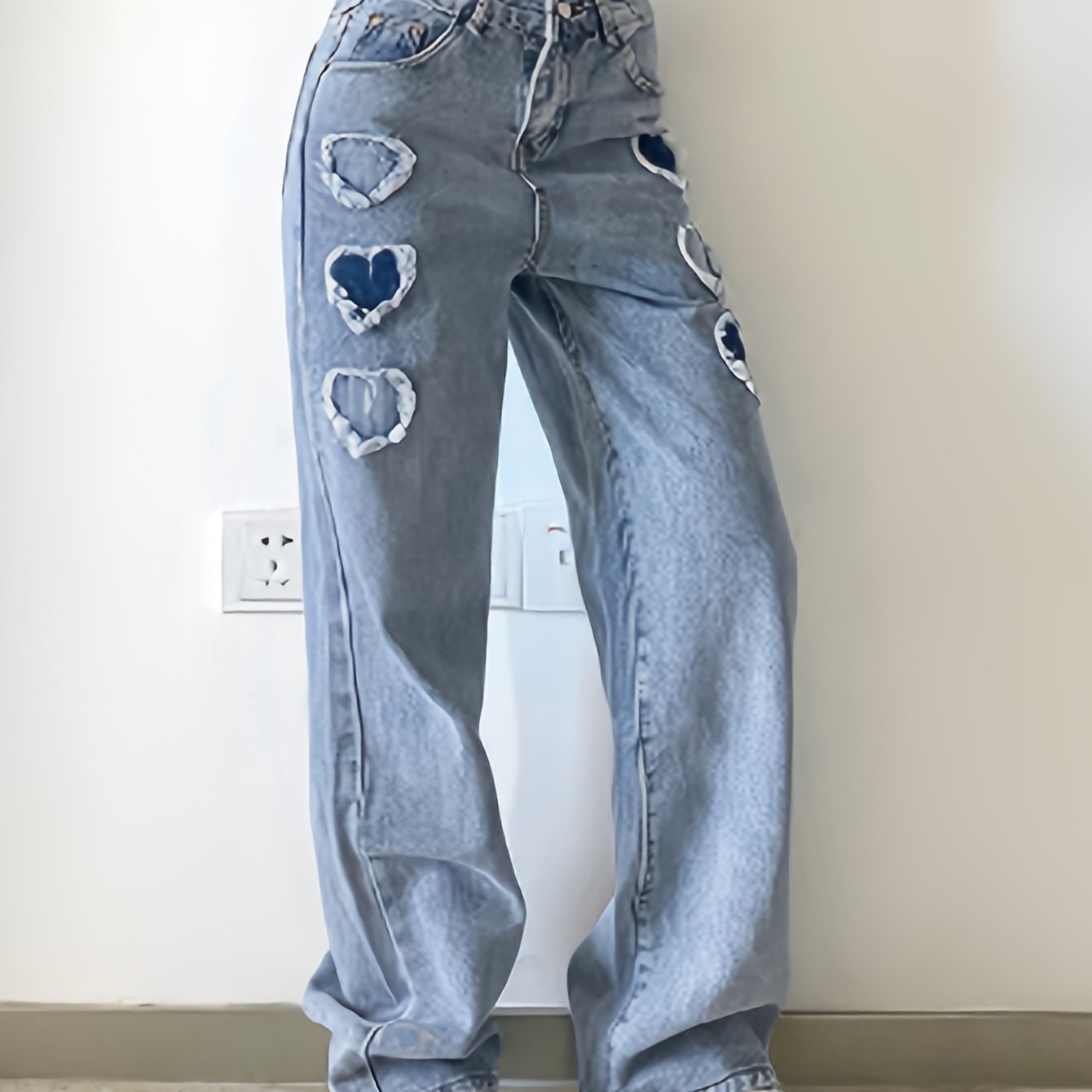 Women's Street Style Heart Raw Detail High-Waisted Distressed Straight Leg Jeans Cute Denim Pants
