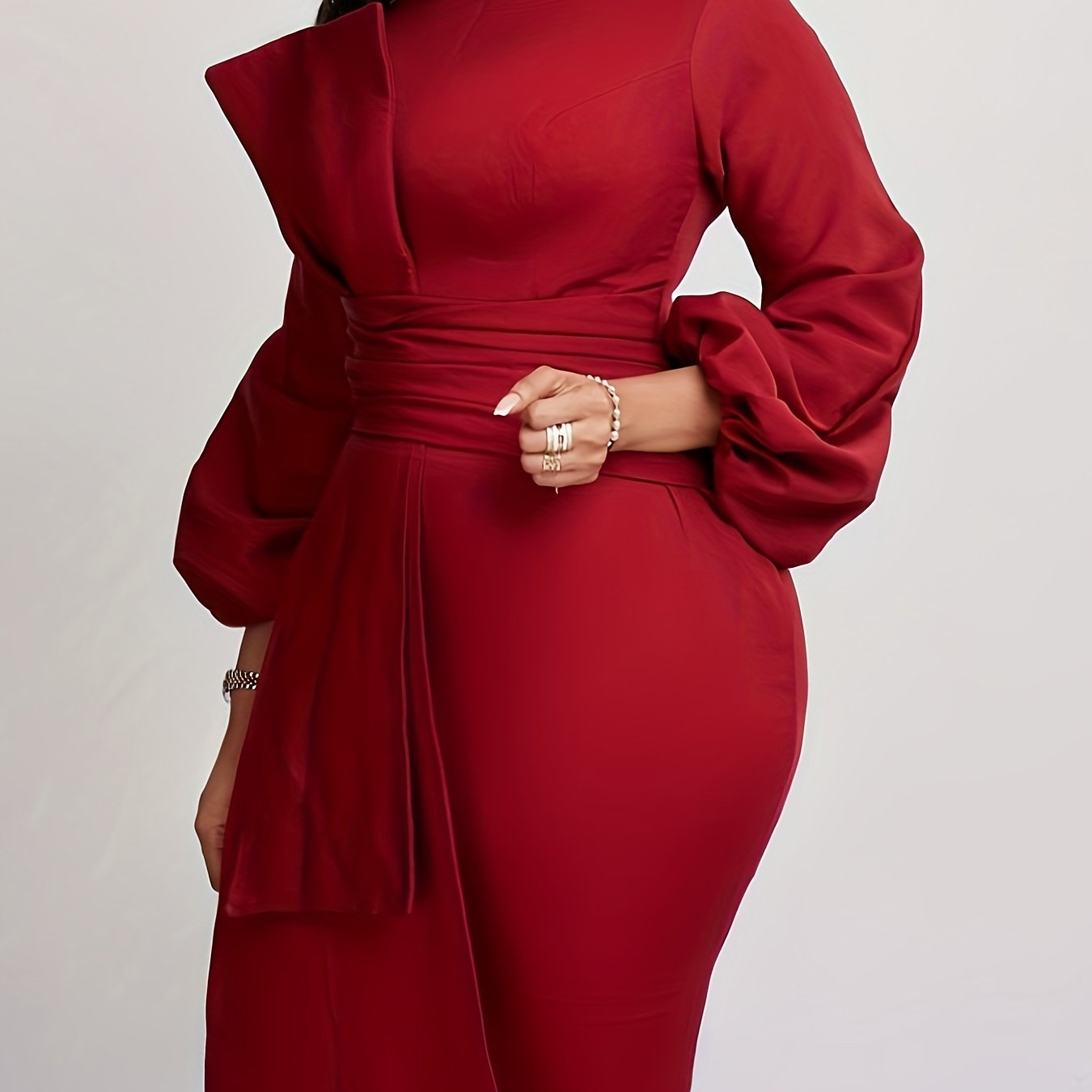 Solid Color Hip Hugging Dress With Temperament