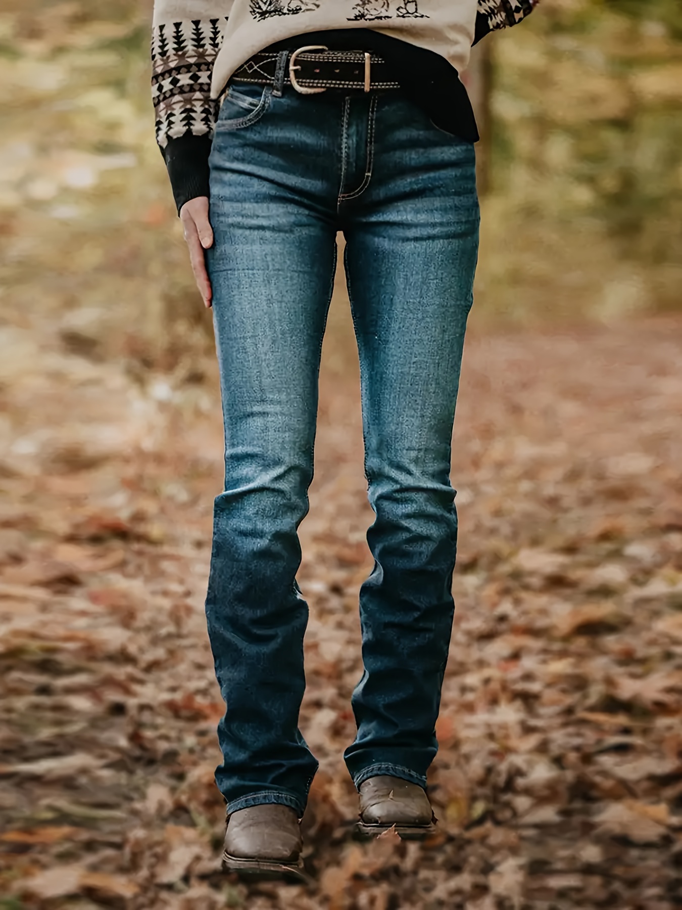 Slim Fit Whiskering Washed Blue Retro Style Zipper Button Closure Denim Pants, Women's Denim Jeans & Clothing