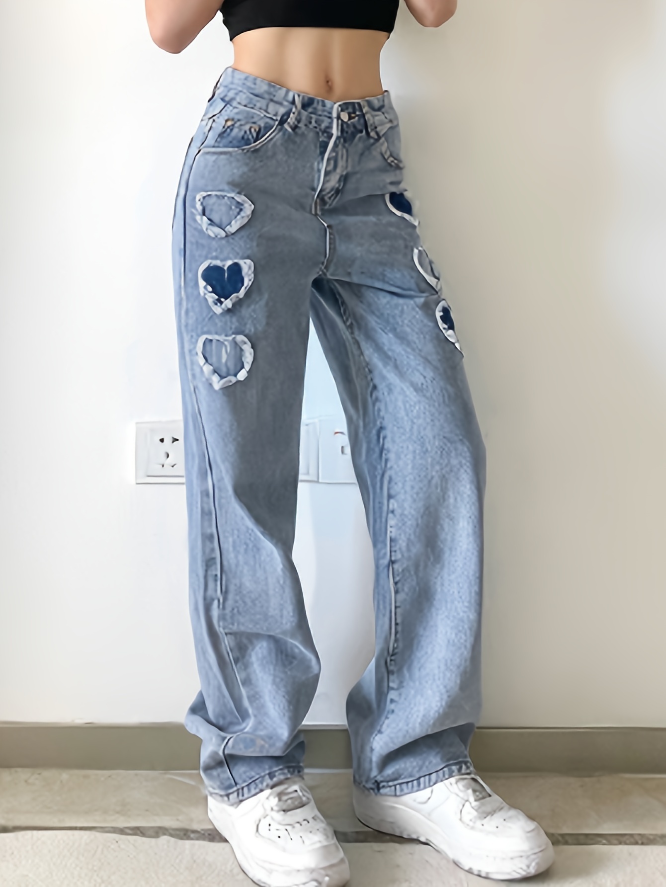 Women's Street Style Heart Raw Detail High-Waisted Distressed Straight Leg Jeans Cute Denim Pants
