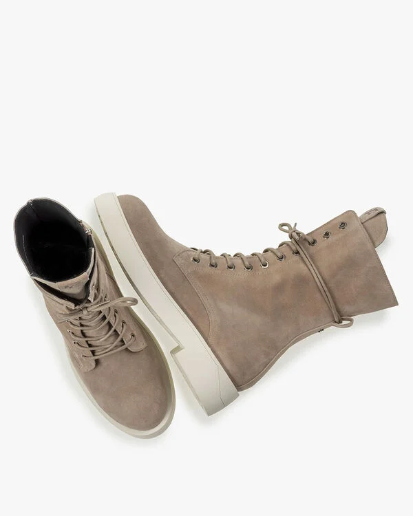 Boot women light brown 02