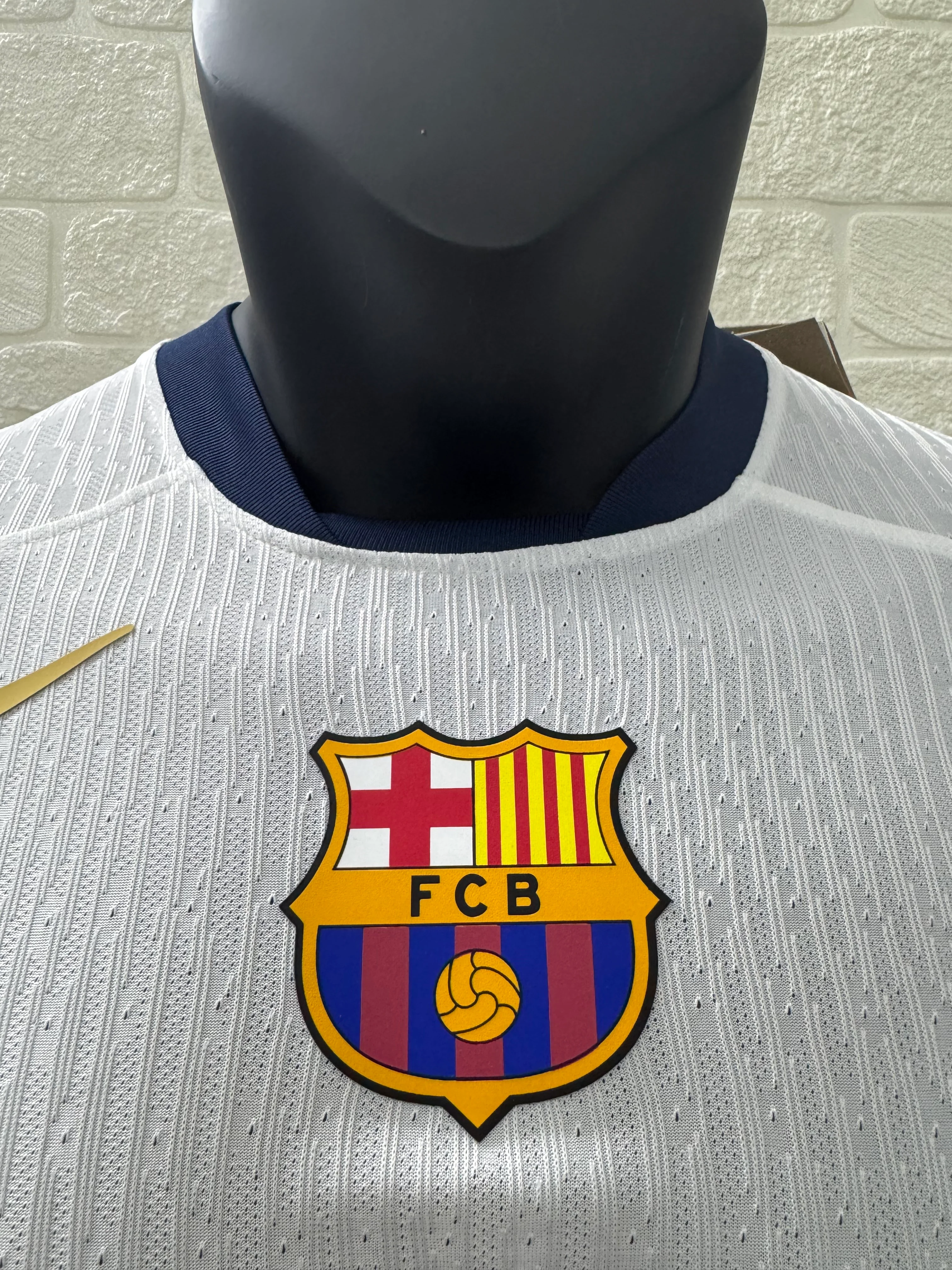 2025-26 Barcelona Home Player Version Shirt White Jersey
