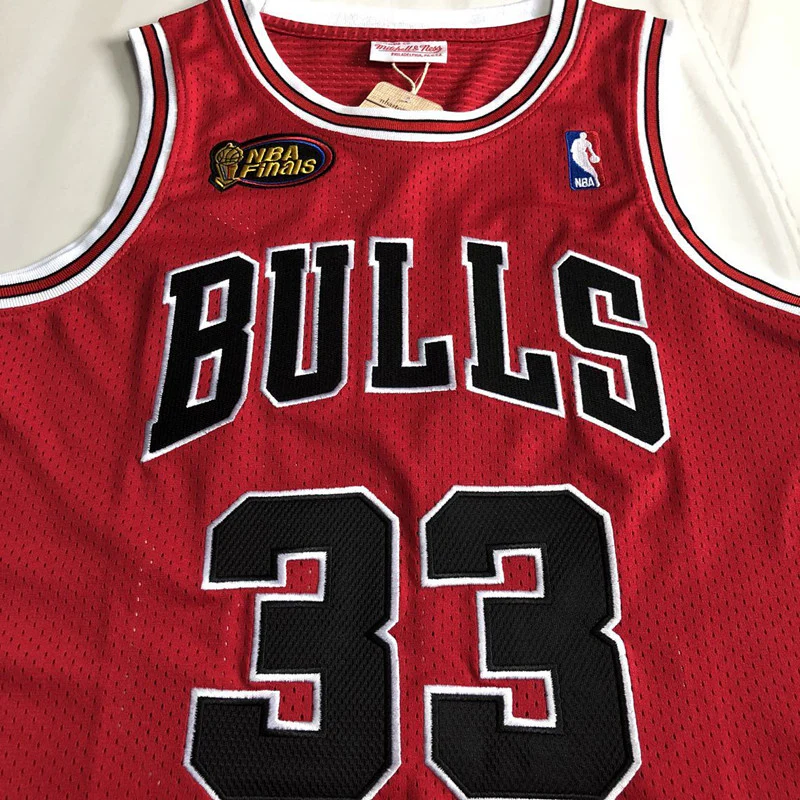 Chicago Bulls  Scottie Pippen 33 Red Thorwback Jersey