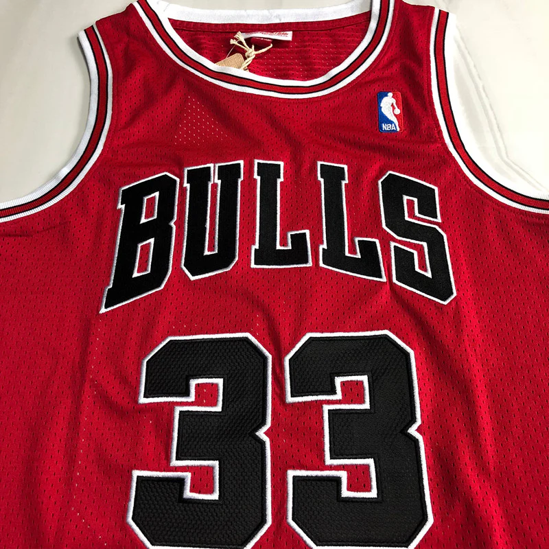 Chicago Bulls Scottie Pippen 33 Red Thorwback Jersey