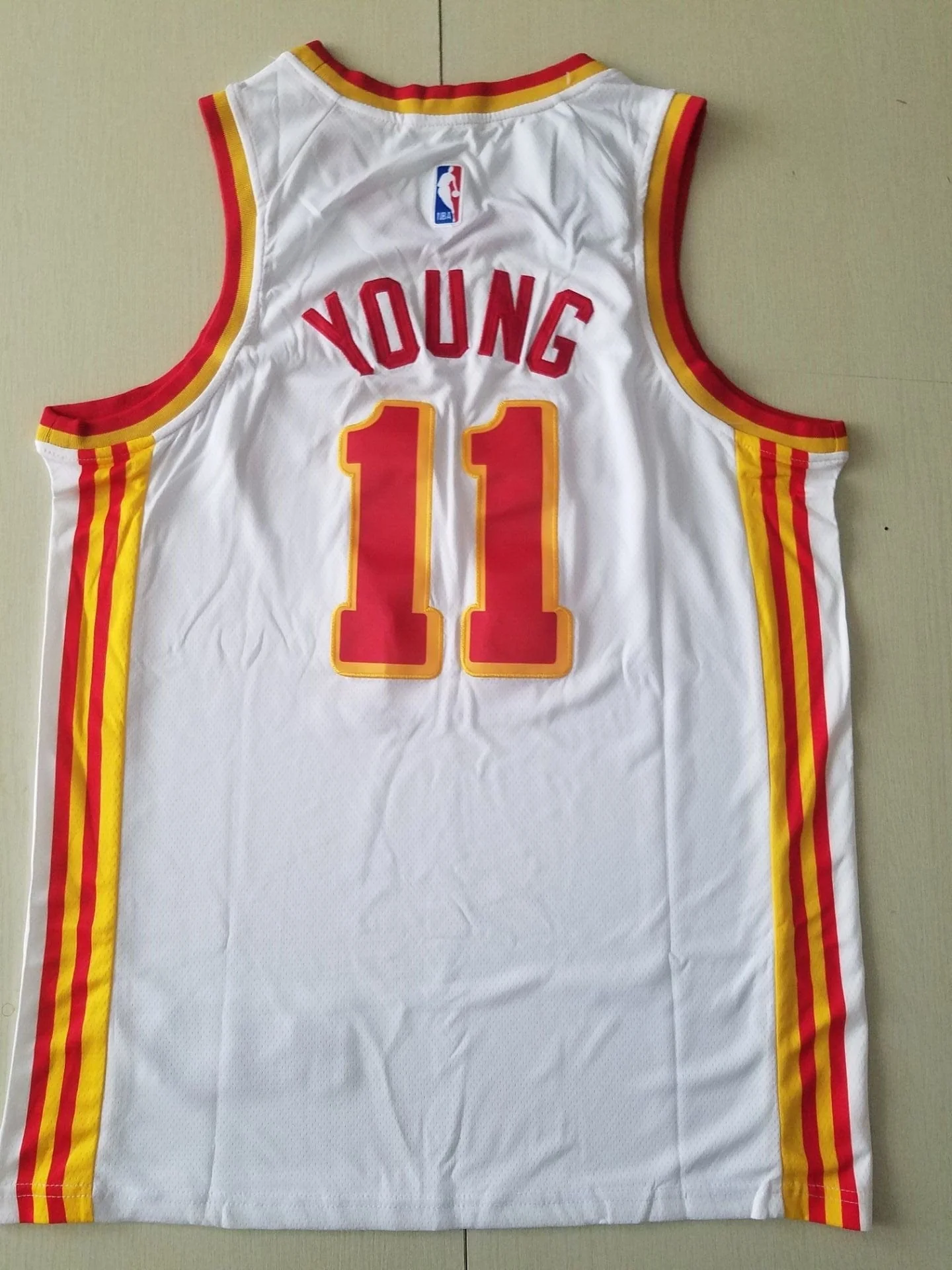 Men's Atlanta Hawks Trae Young #11 White 2020/21 Fast Break Player Jersey