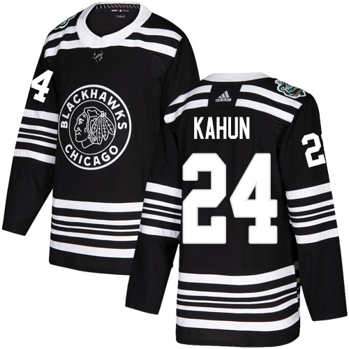 Chicago Blackhawks #24 Dominik Kahun Black Authentic 2019 Winter Classic Stitched Jersey Men's cheap jerseys for sale - CheapJerseys.Shop