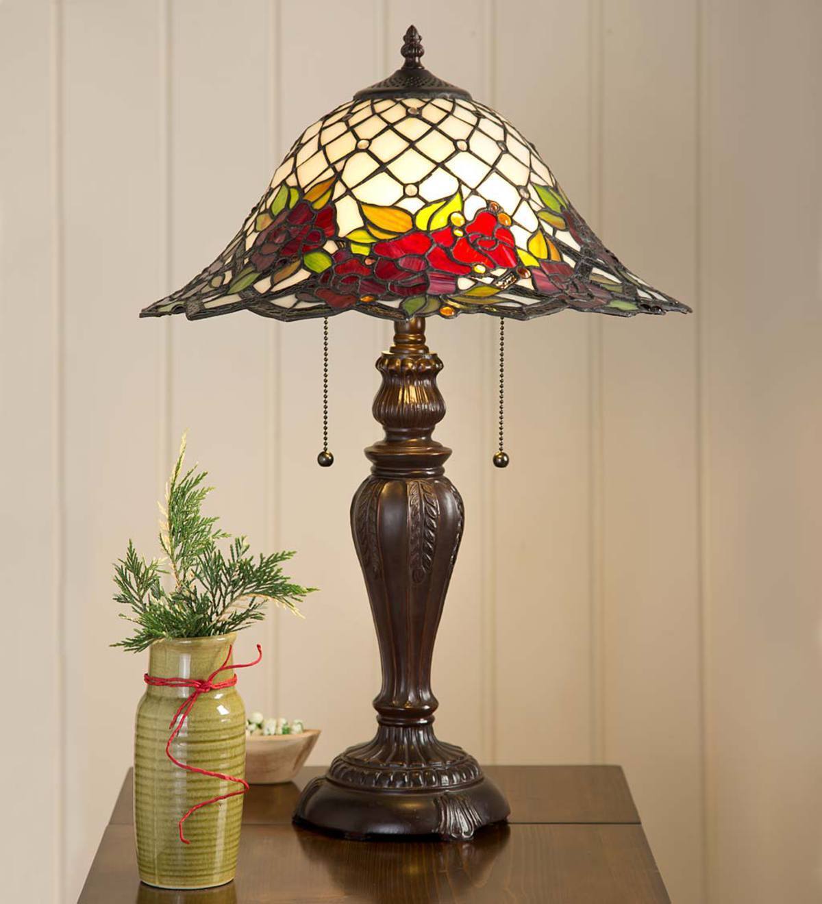 Antique Style Stained Glass Table Lamp