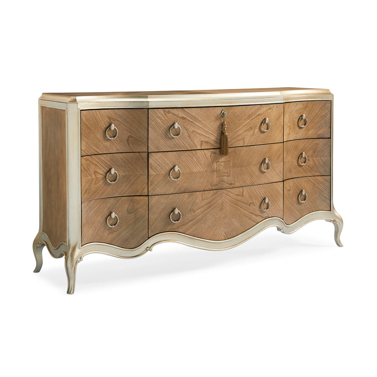 TRIPLE DRESSER