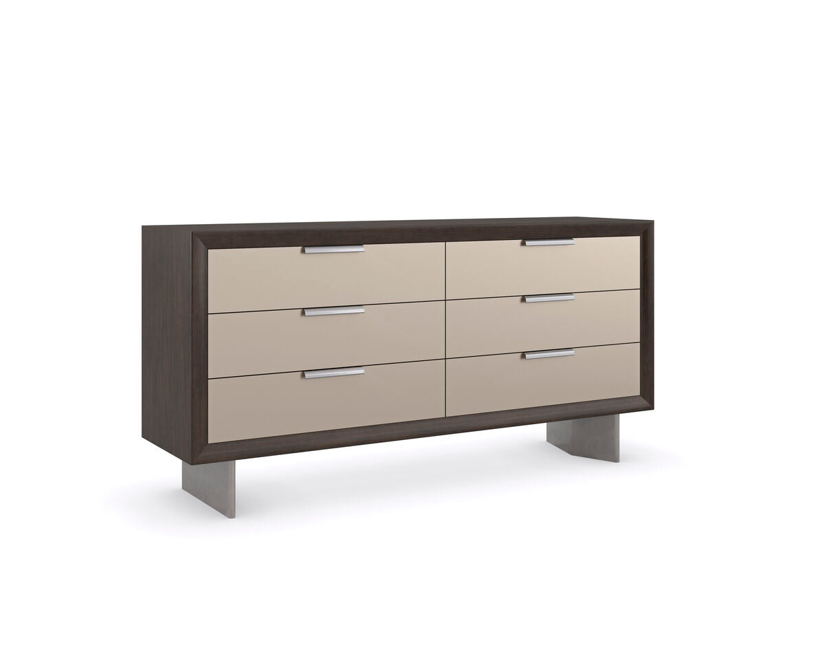 LA MODA DRESSER