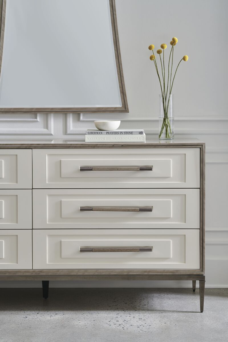 IMPRESSIVE DRESSER