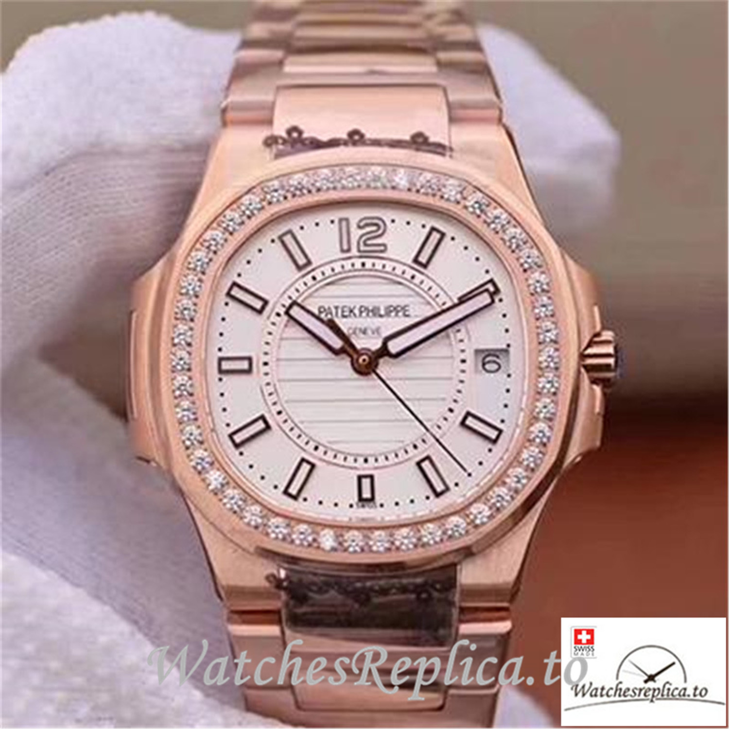 Swiss Patek Philippe Nautilus Ladies Replica 7010/1R-011 Rose Gold Strap 32MM - Replica Watches Shop