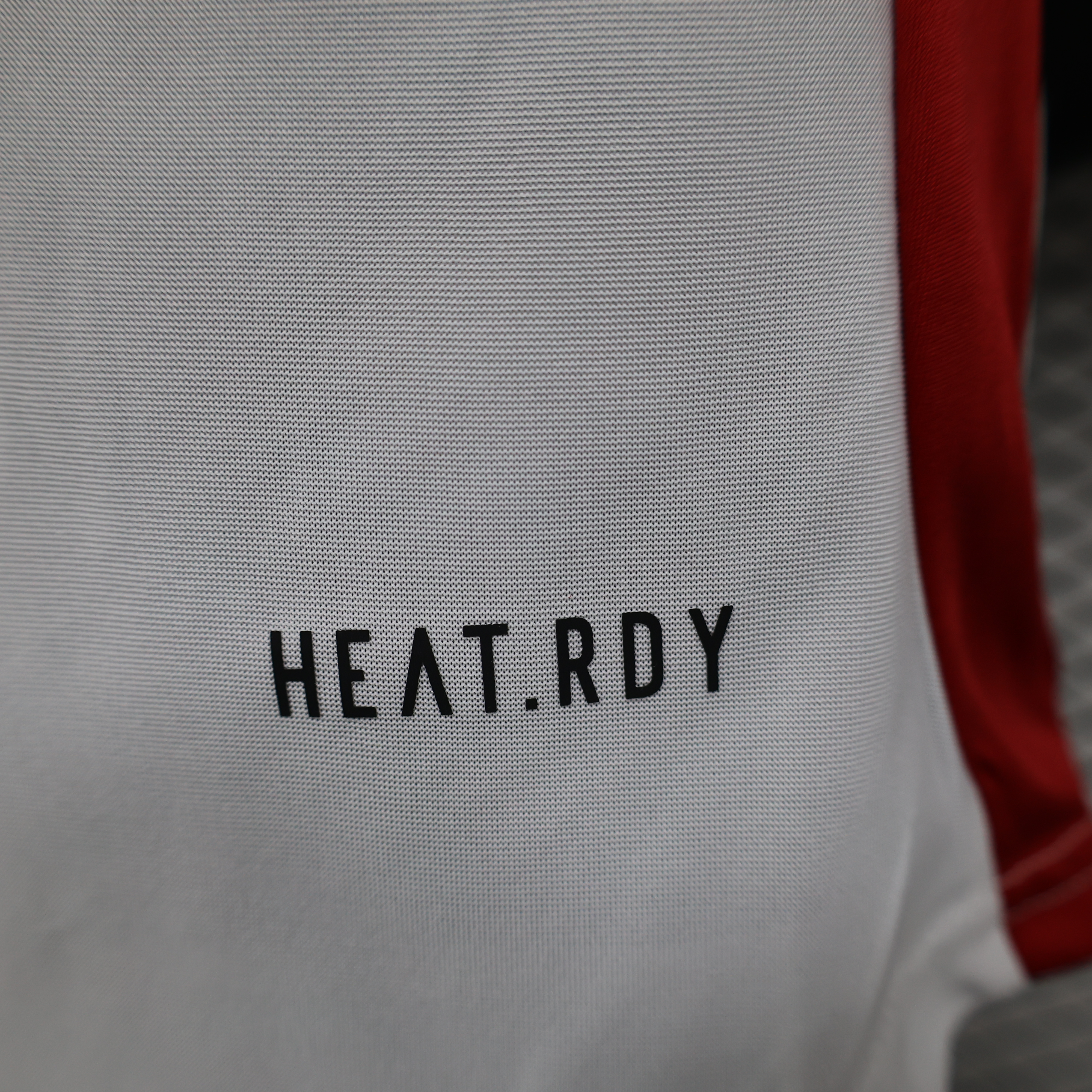 2024/2025 Player Version Manchester United Pre-Match Chinese New Year Football Shirt 1:1 Thai Quality