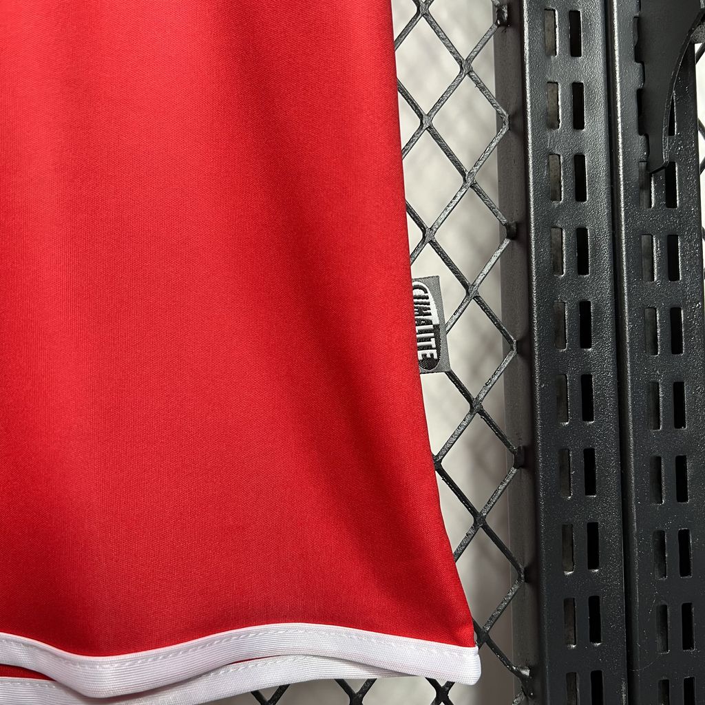 2004/2005 Retro Benfica Home Football Shirt