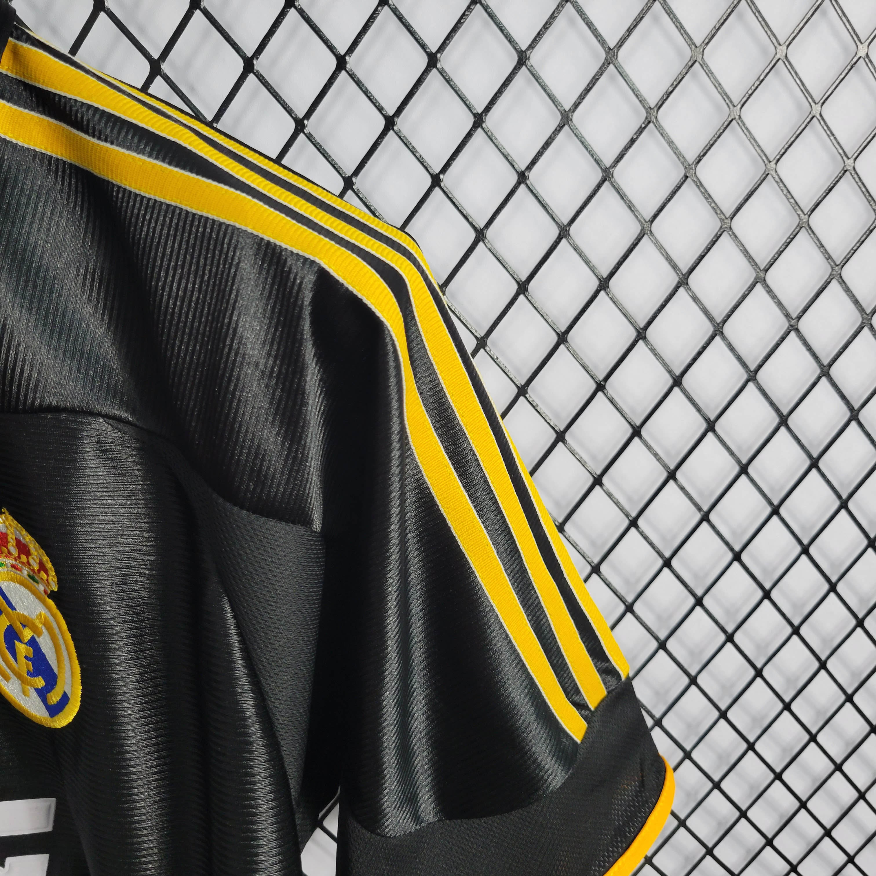 1999/2001 Retro Real Madrid Third Away Football Shirt